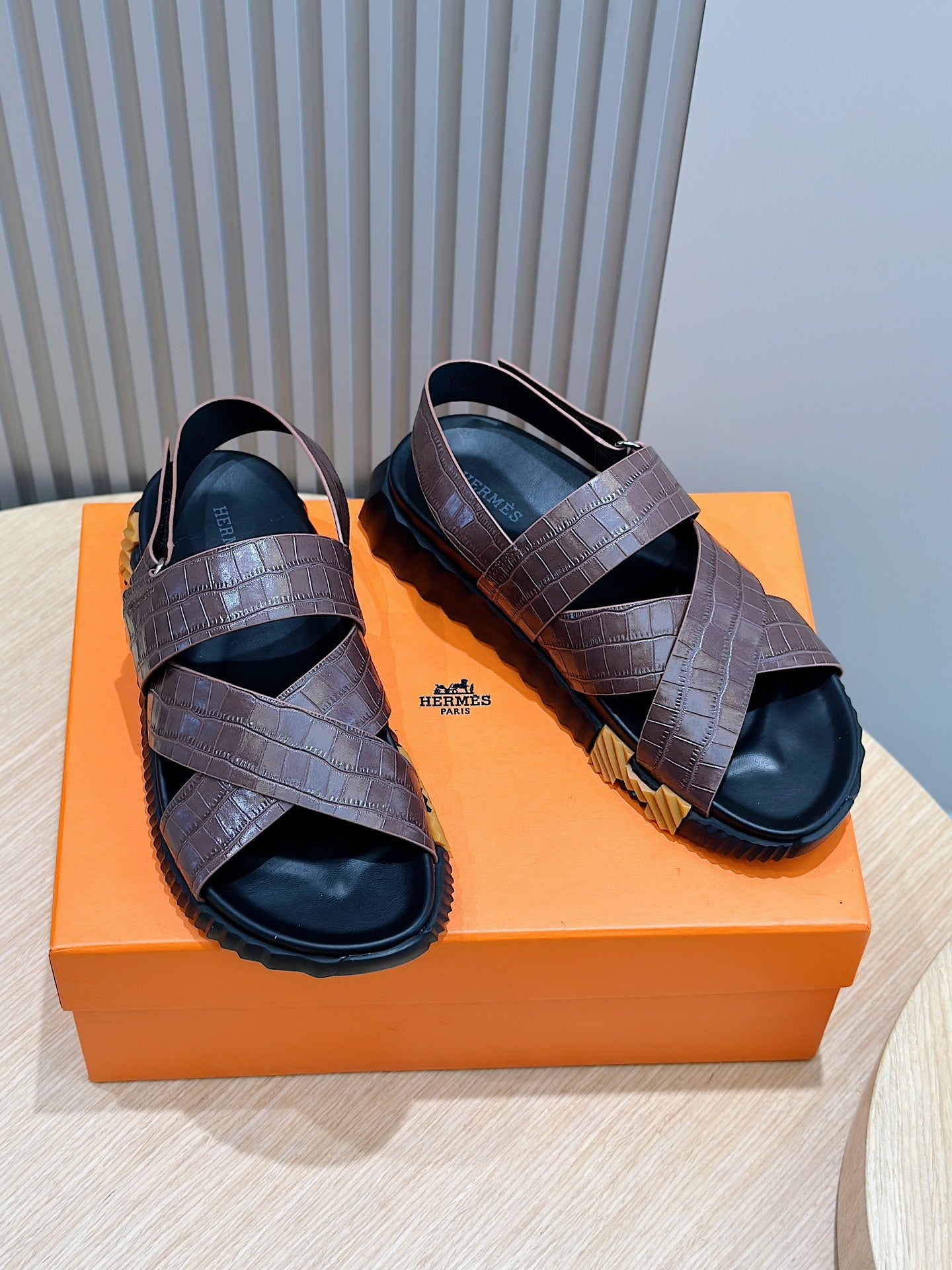 LuxluxHouse Best Quality Sandals Hermes