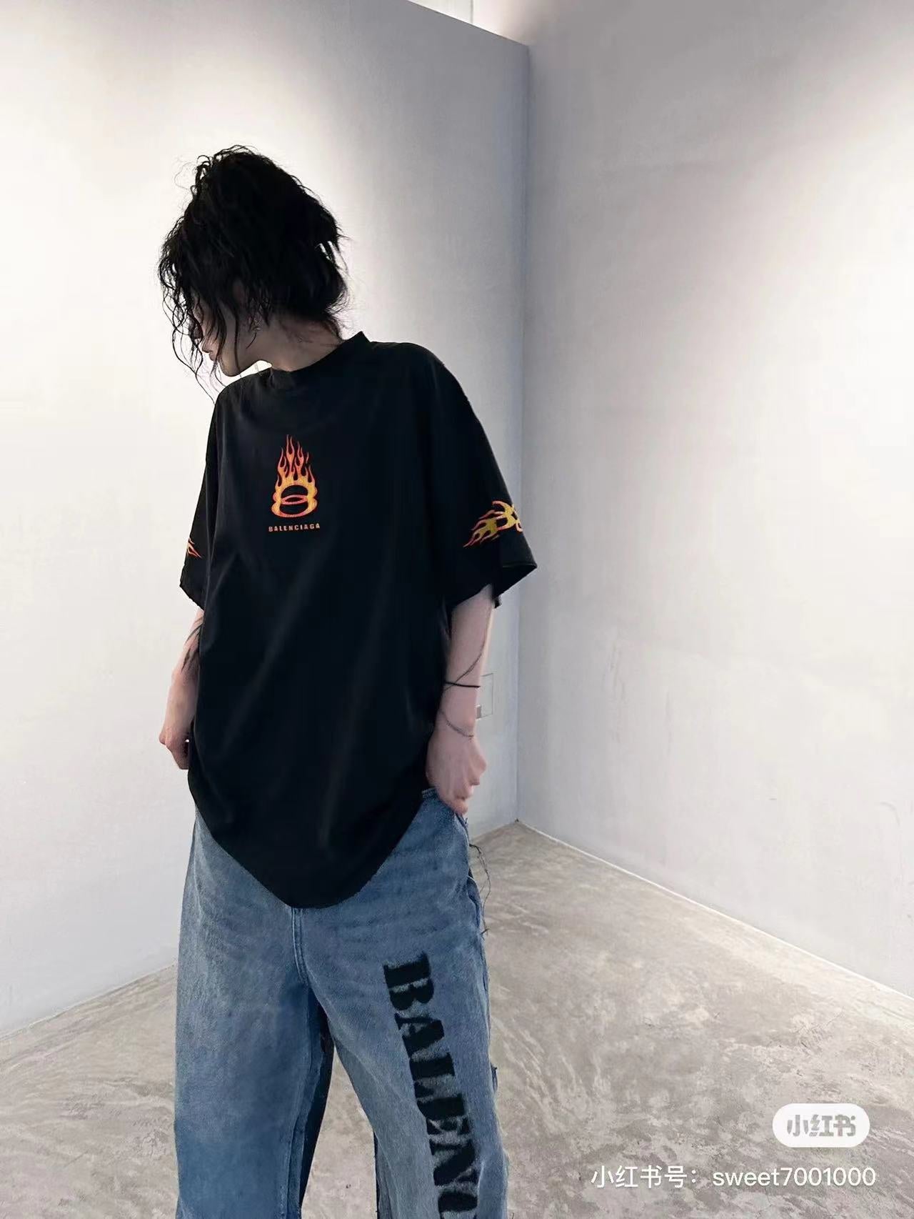 LuxluxHouse Best Quality Clothes Balenciaga T-shirt