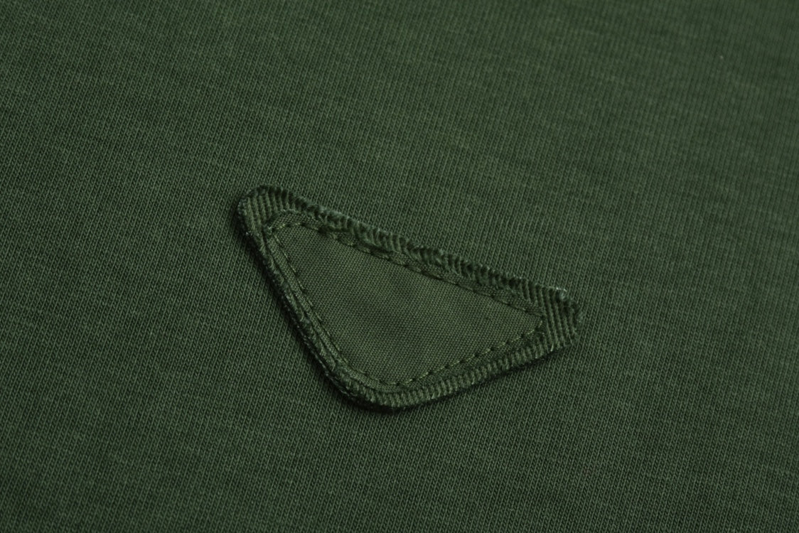 LuxluxHouse Best Quality Clothes T-shirt Prada