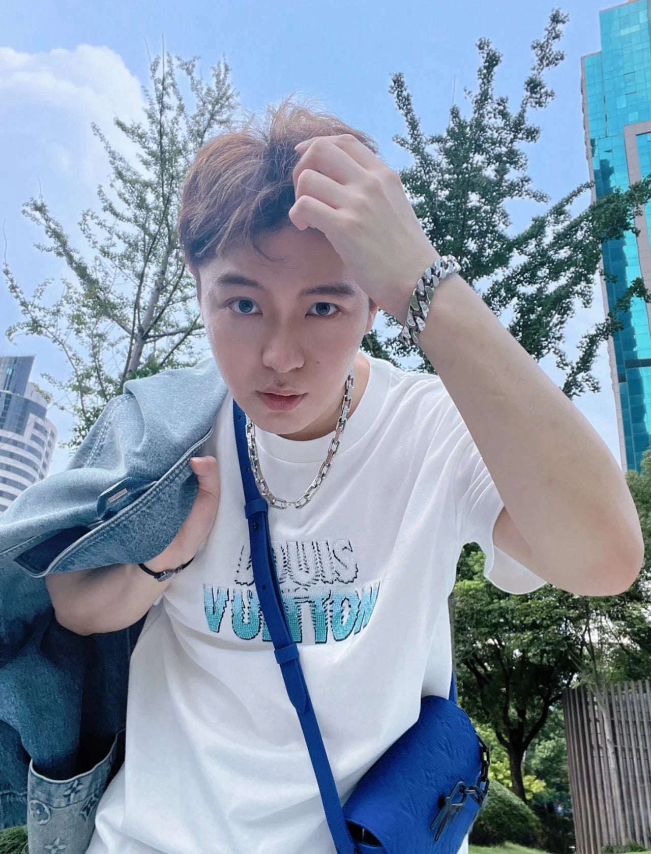 LuxluxHouse Best Quality Clothes T-shirt Louis Vuitton