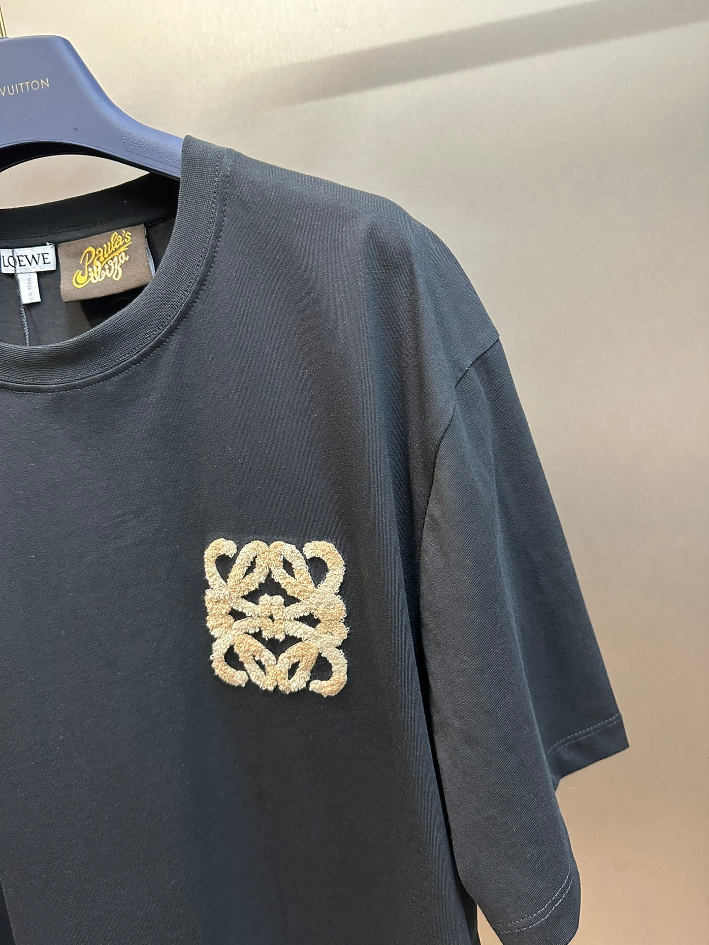 LuxluxHouse Best Quality Clothes T-shirt Loewe