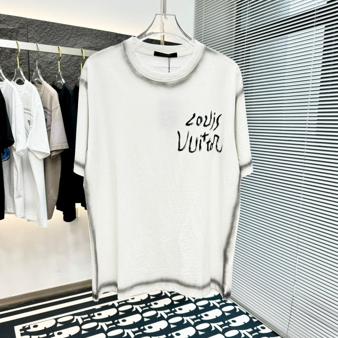 LuxluxHouse Louis Vuitton T-shirt NO.3