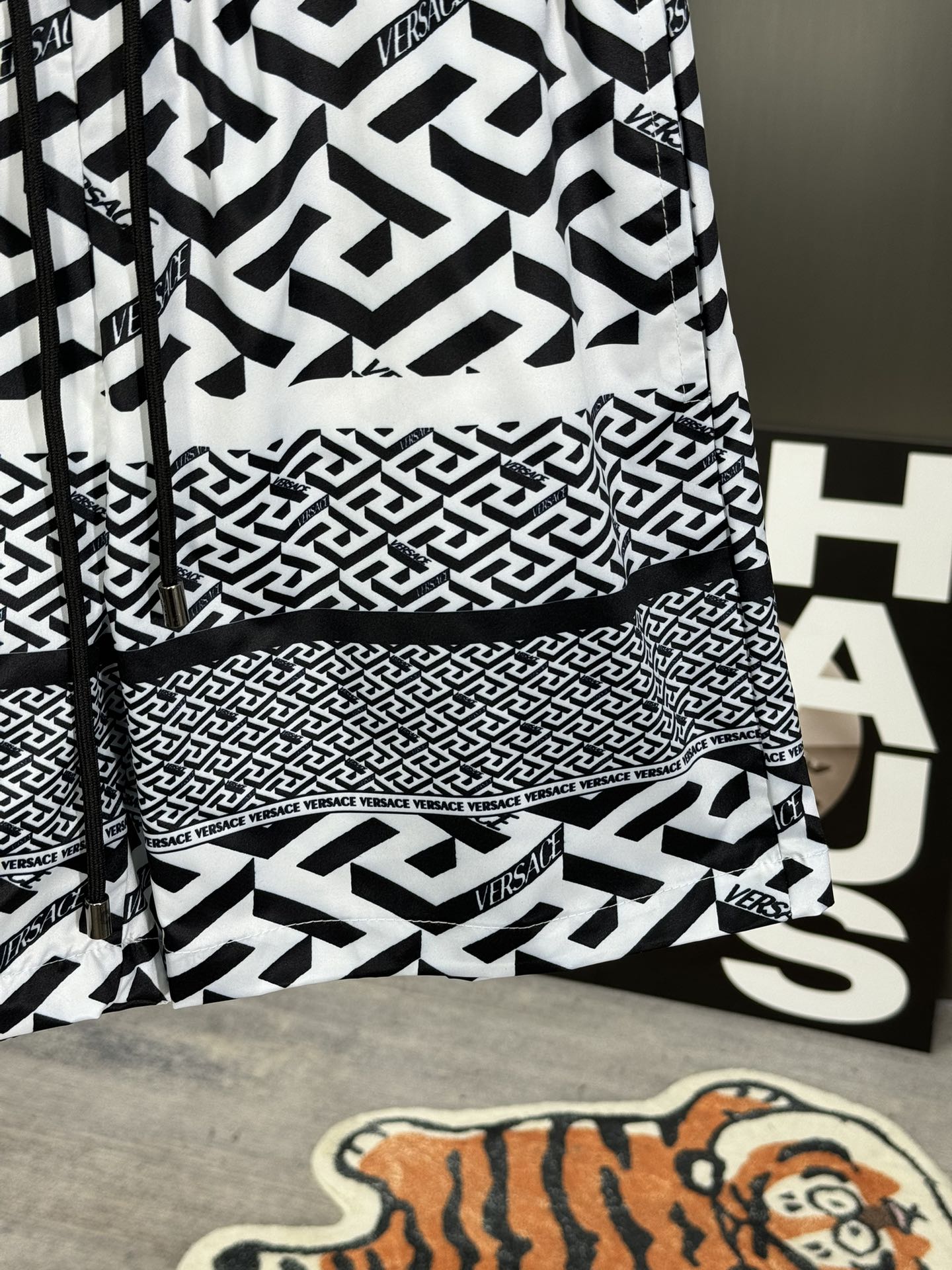 LuxluxHouse Best Quality Clothes Pants Versace