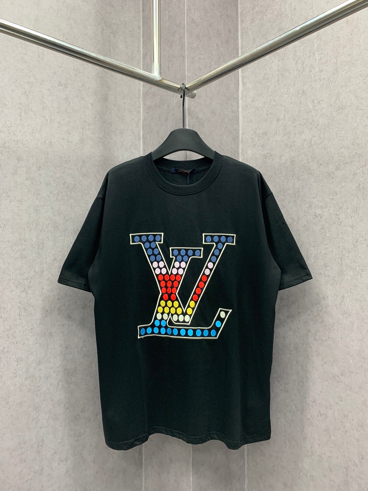 LuxluxHouse Louis Vuitton T-shirt NO.4