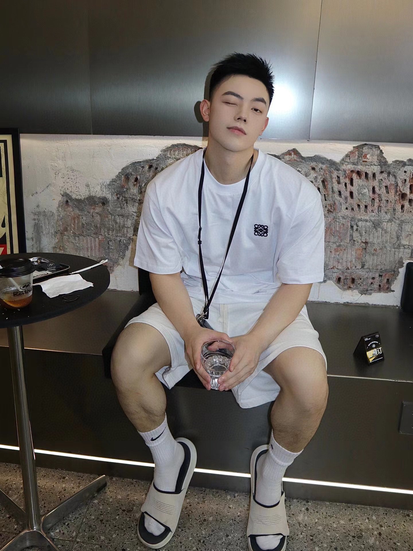 LuxluxHouse Best Quality Clothes T-shirt Loewe