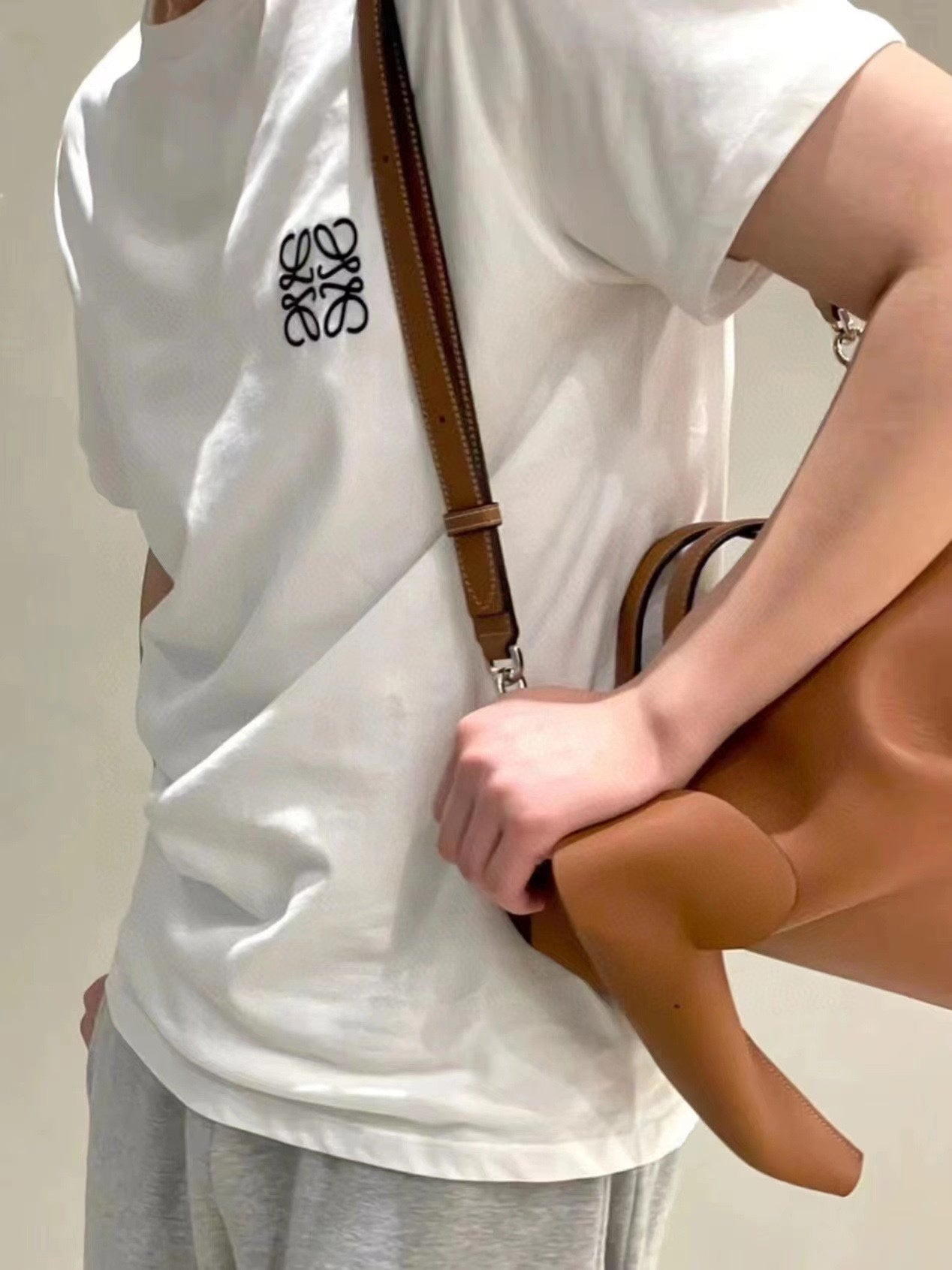 LuxluxHouse Best Quality Clothes T-shirt Loewe