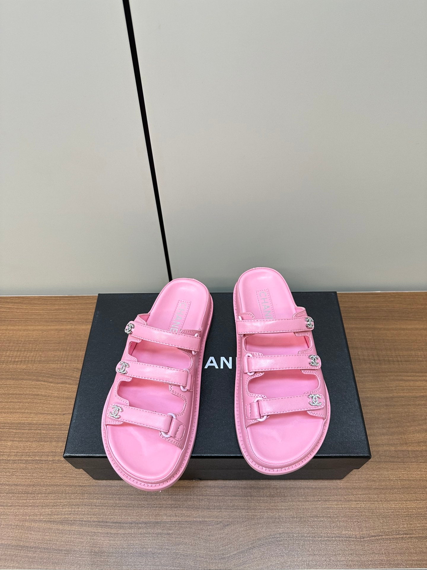 LuxluxHouse Best Quality Chanel Sandals