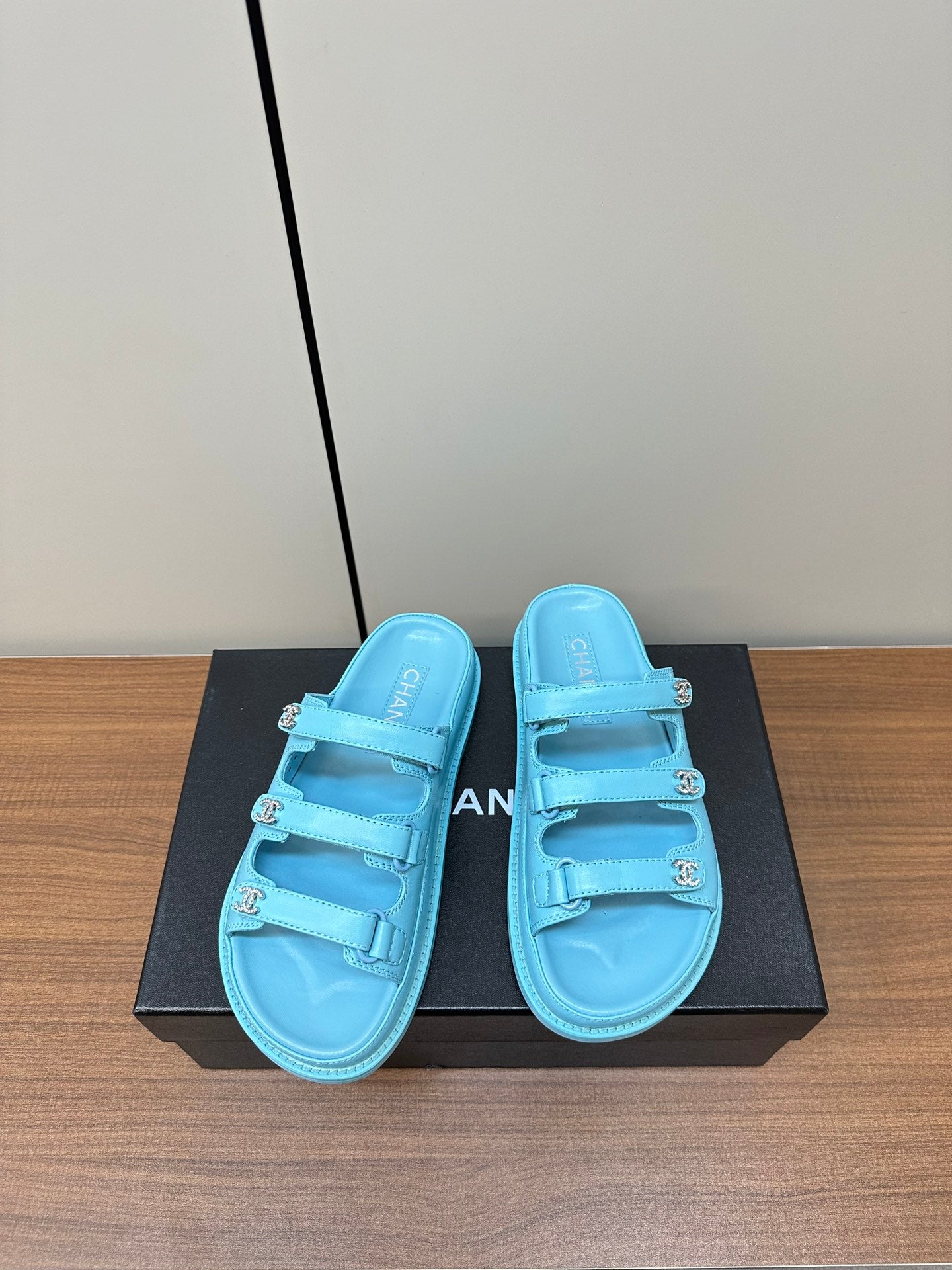 LuxluxHouse Best Quality Chanel Sandals