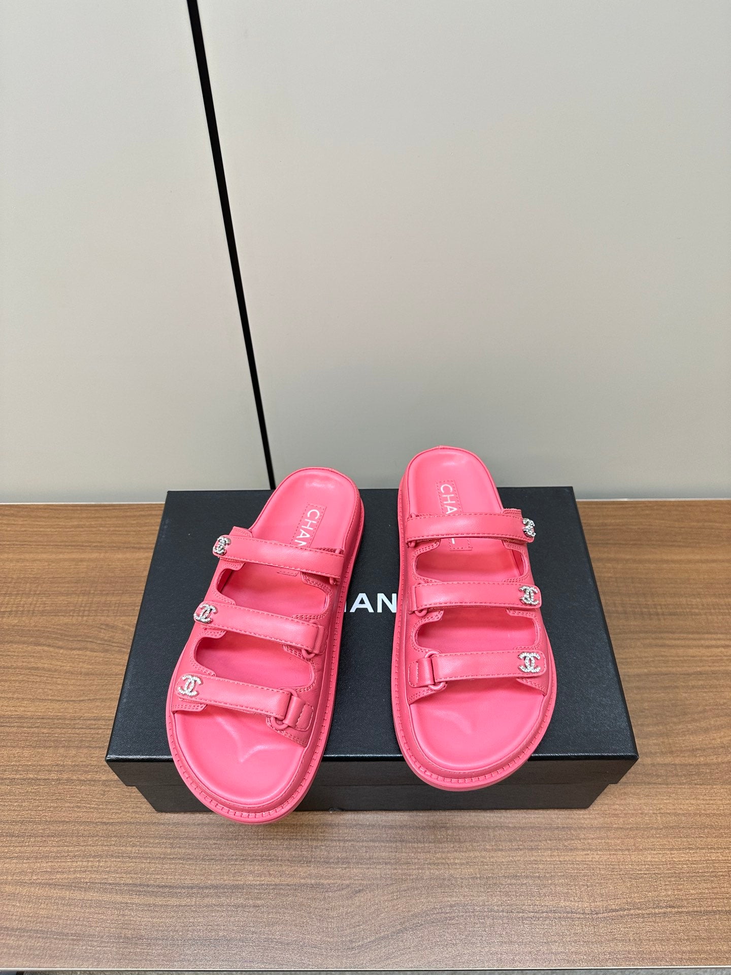 LuxluxHouse Best Quality Chanel Sandals