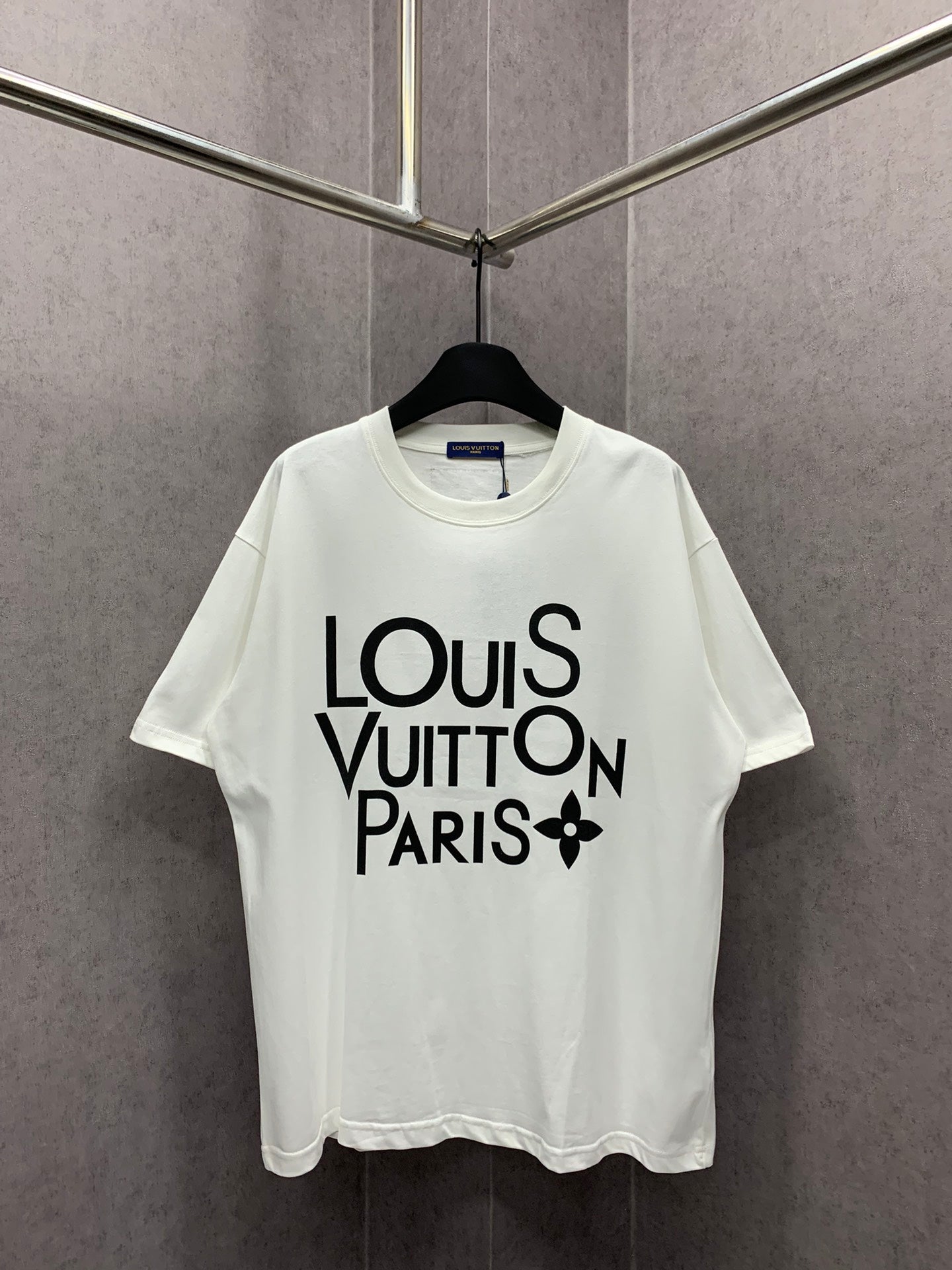 LuxluxHouse Louis Vuitton T-shirt NO.4