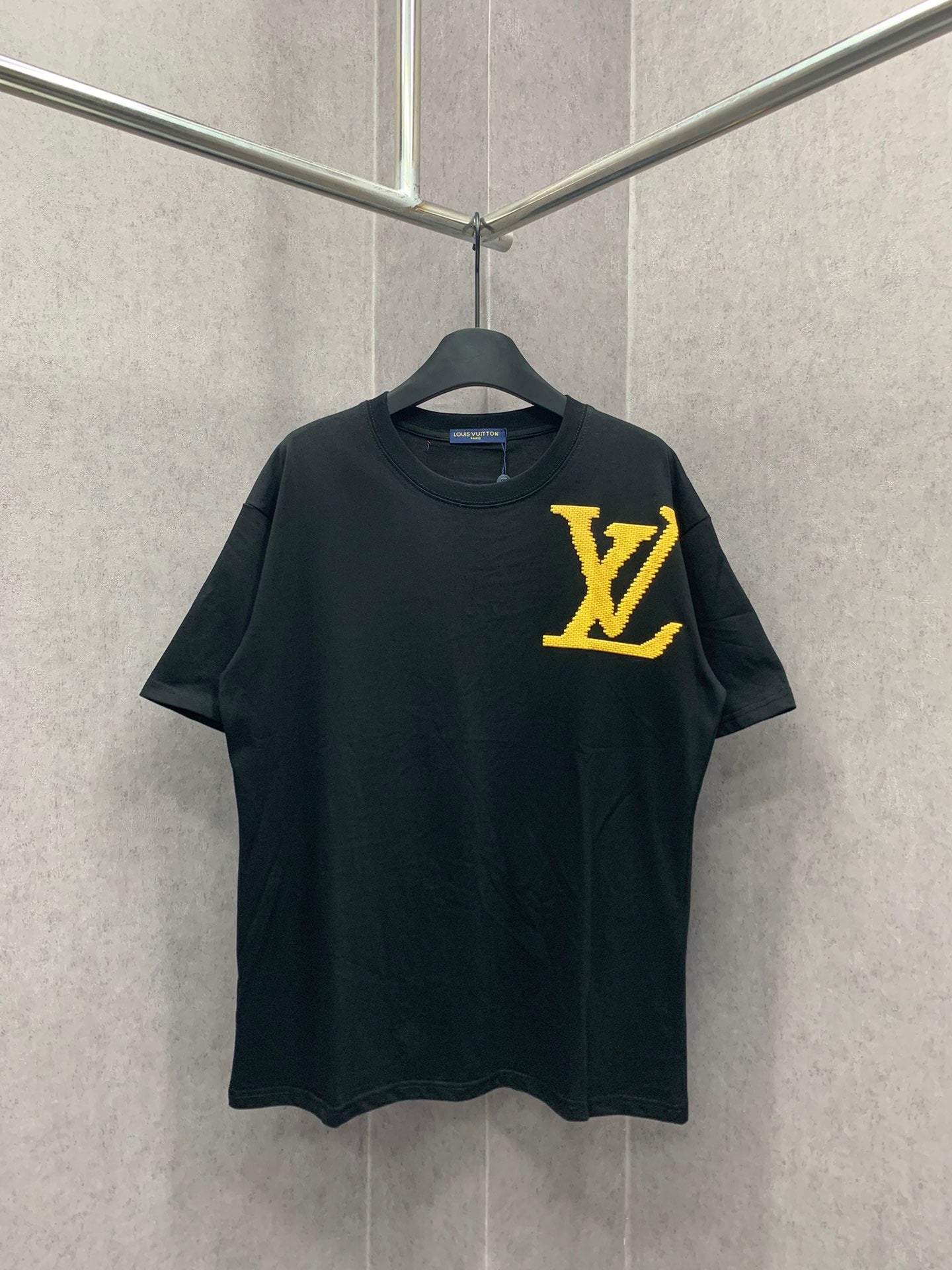 LuxluxHouse Louis Vuitton T-shirt NO.4