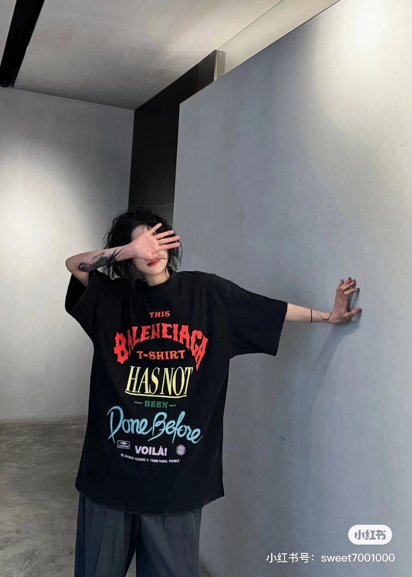 LuxluxHouse Best Quality Clothes Balenciaga T-shirt