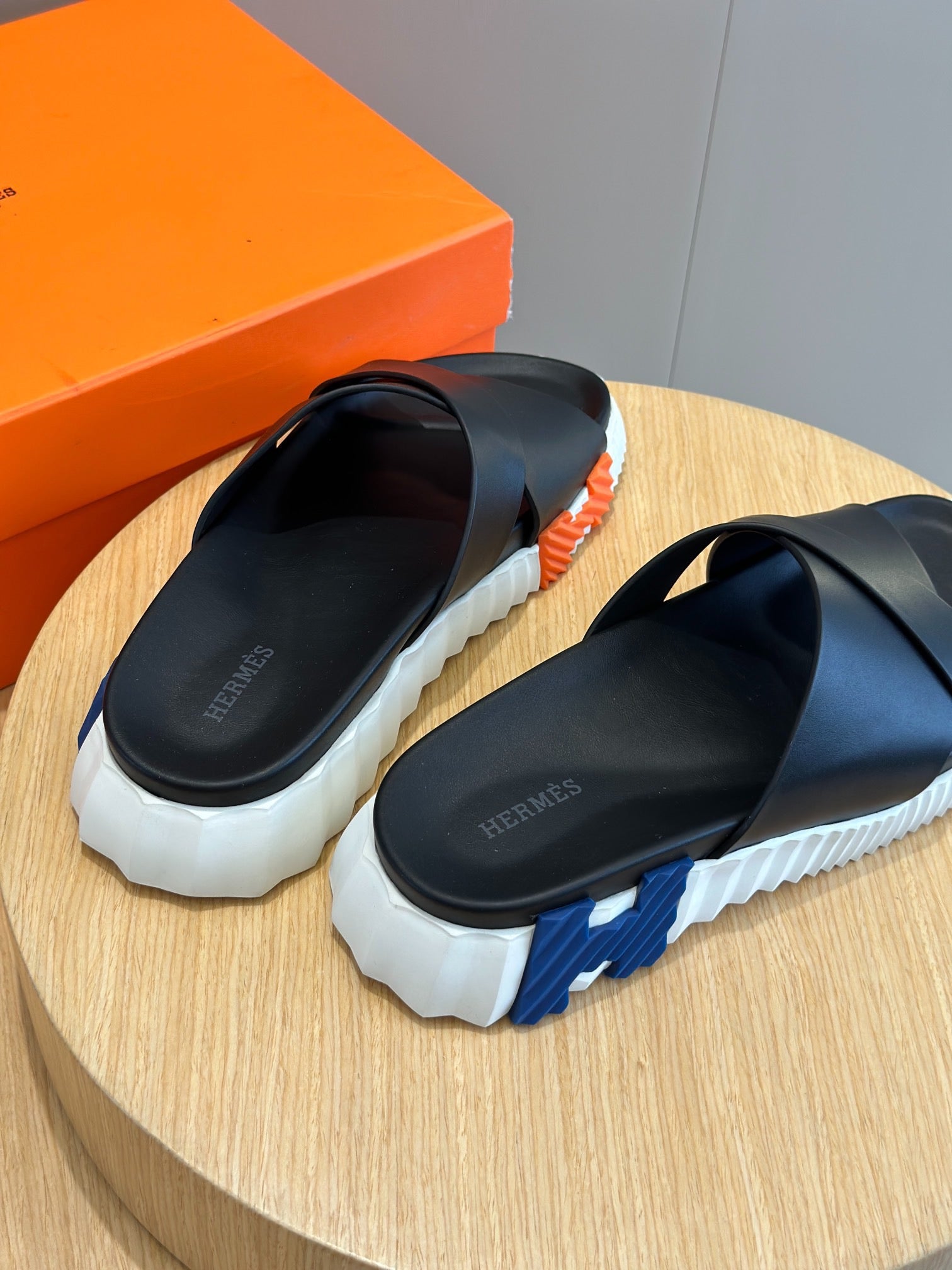 LuxluxHouse Best Quality Sandals Hermes