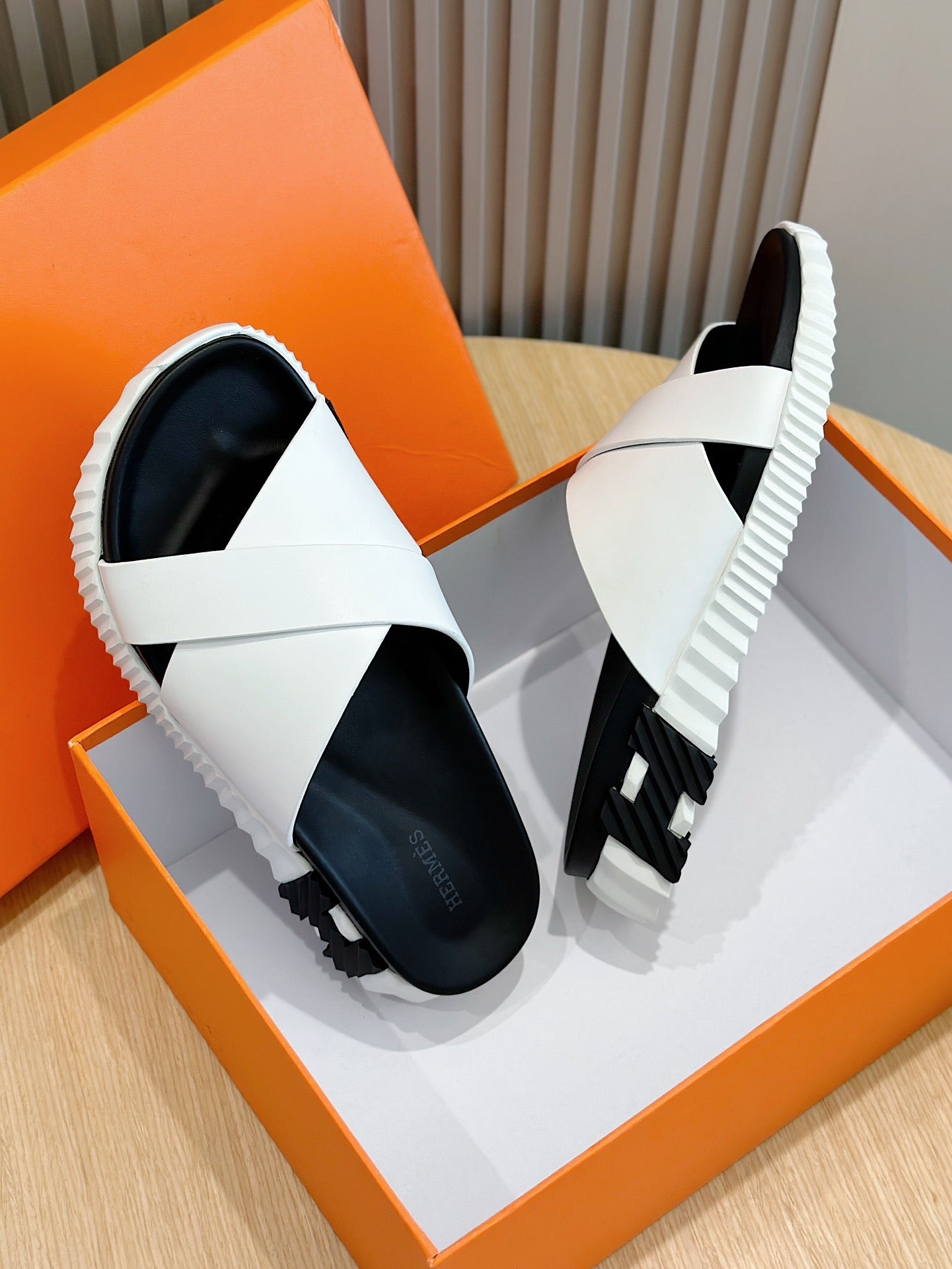 LuxluxHouse Best Quality Sandals Hermes