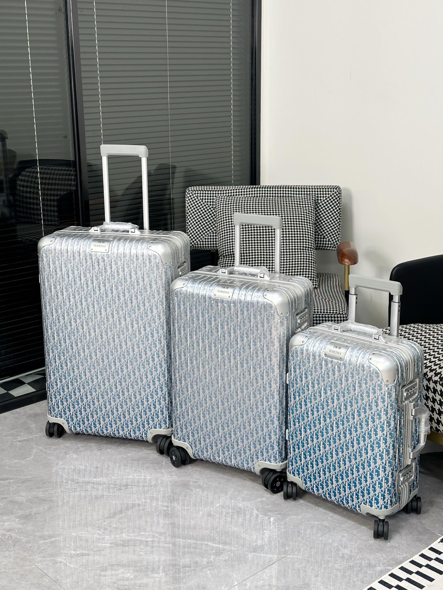 LuxluxHouse Best Quality Bags Luggage