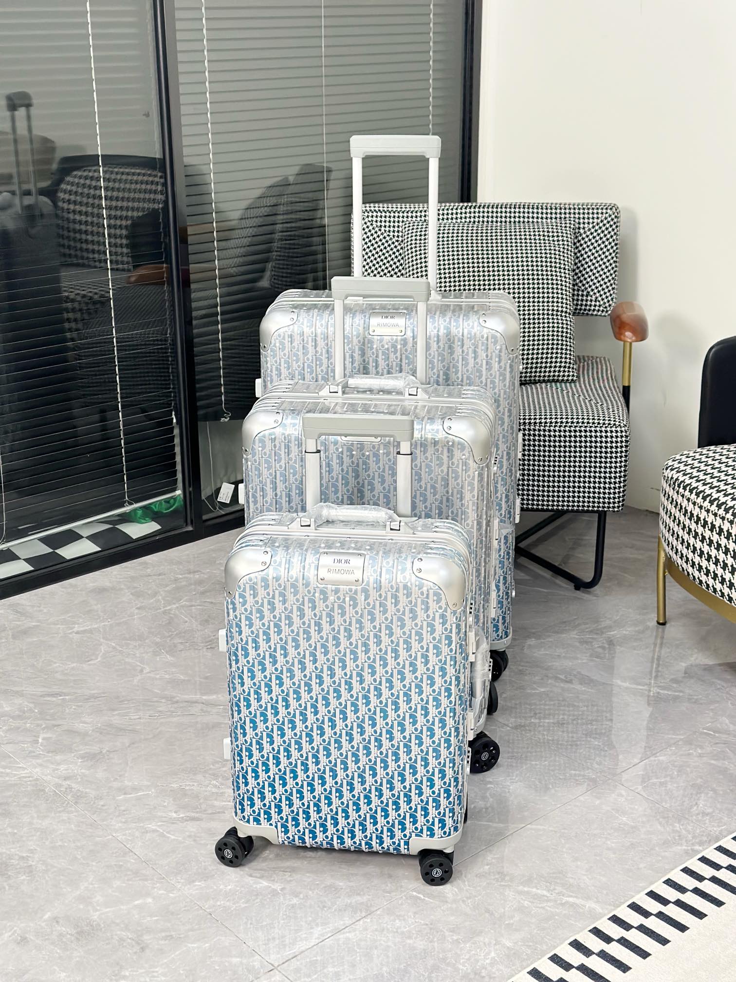 LuxluxHouse Best Quality Bags Luggage