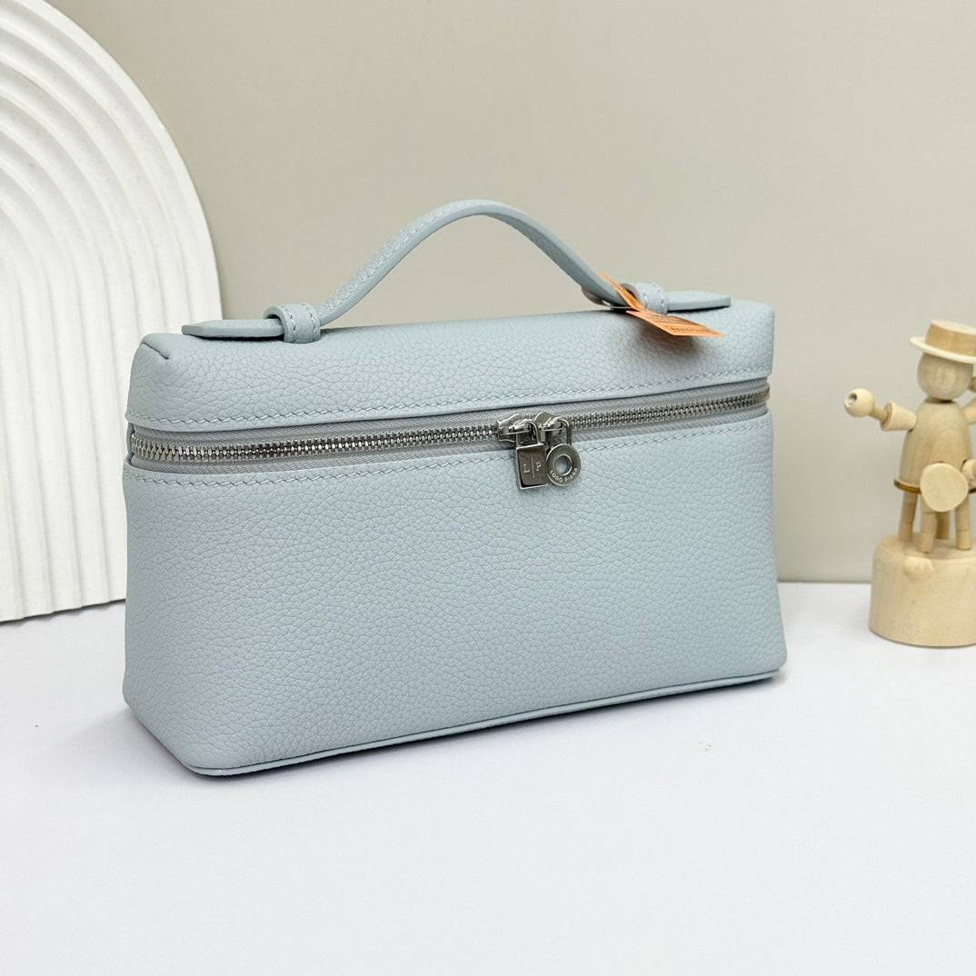 LuxluxHouse Best Quality Bags Loro Piana Women