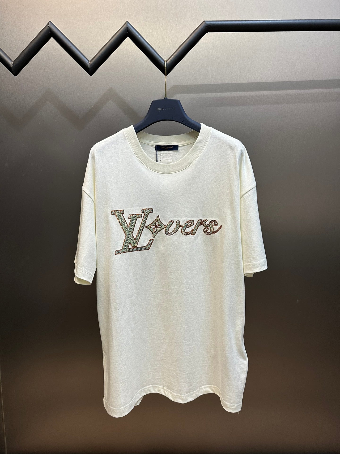 LuxluxHouse Louis Vuitton T-shirt NO.4