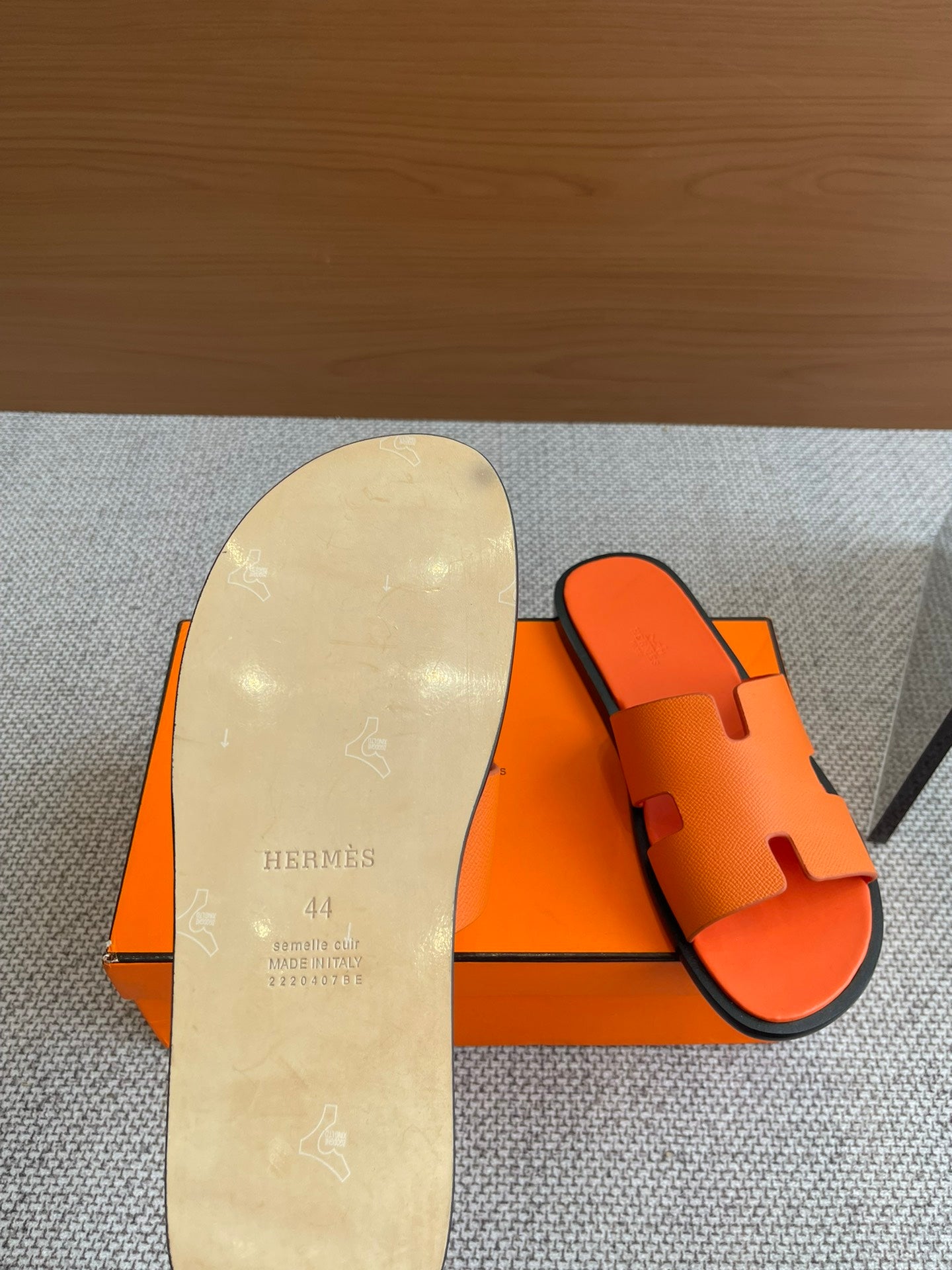 LuxluxHouse Best Quality Women Shoes Hermes