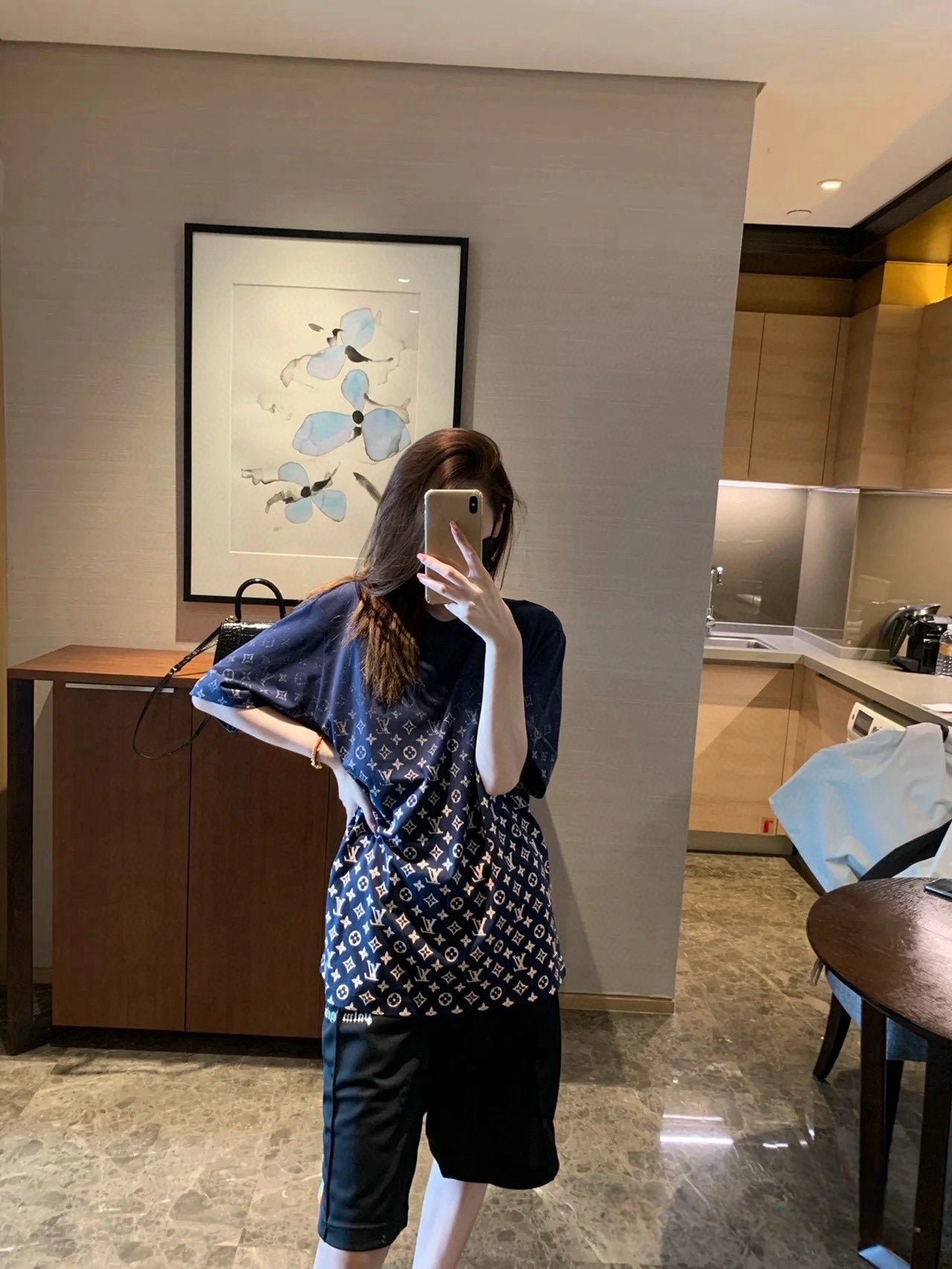 LuxluxHouse Best Quality Clothes T-shirt Louis Vuitton