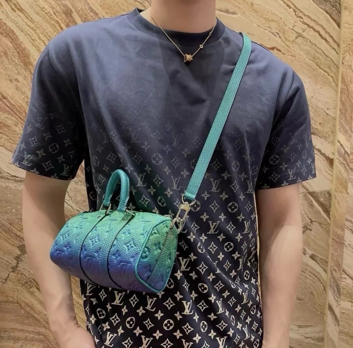 LuxluxHouse Best Quality Clothes T-shirt Louis Vuitton