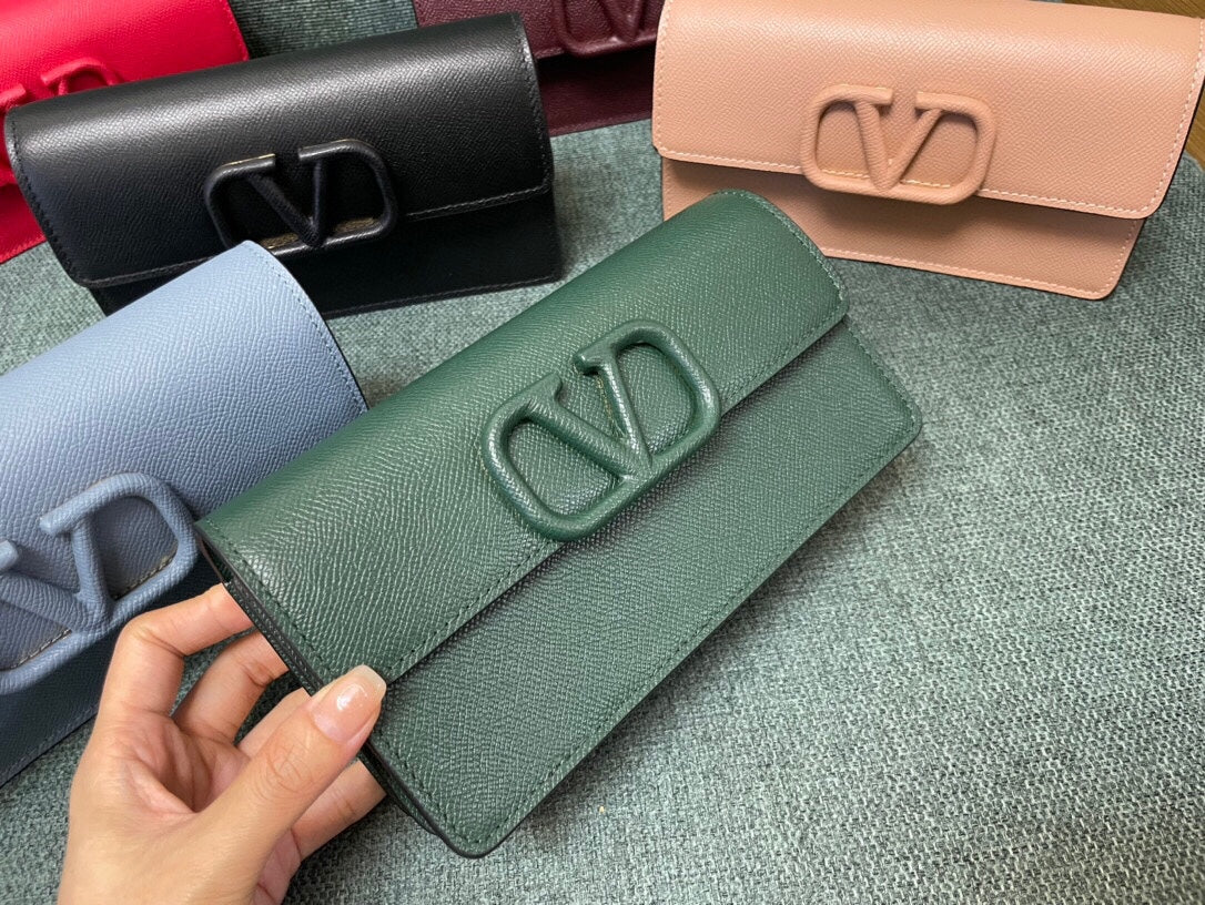 LuxluxHouse Best Quality Bags Valentino Women