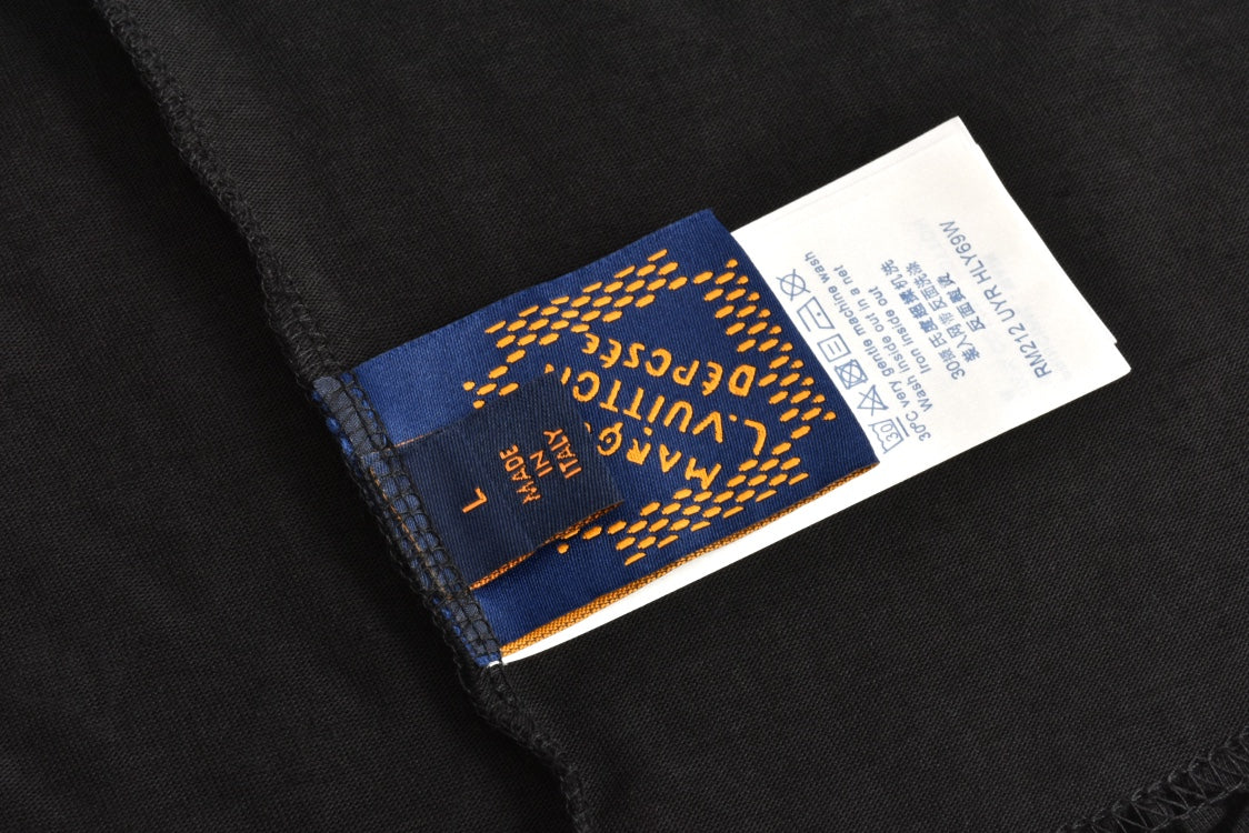 LuxluxHouse Best Quality Clothes T-shirt Louis Vuitton