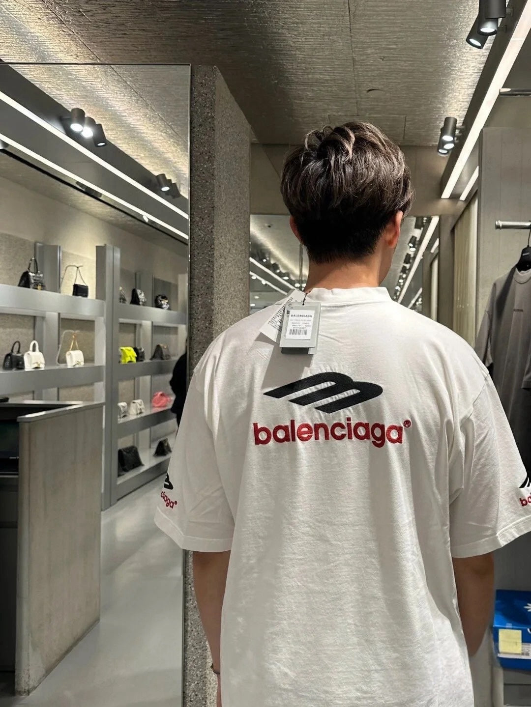 LuxluxHouse Best Quality Clothes Balenciaga T-shirt