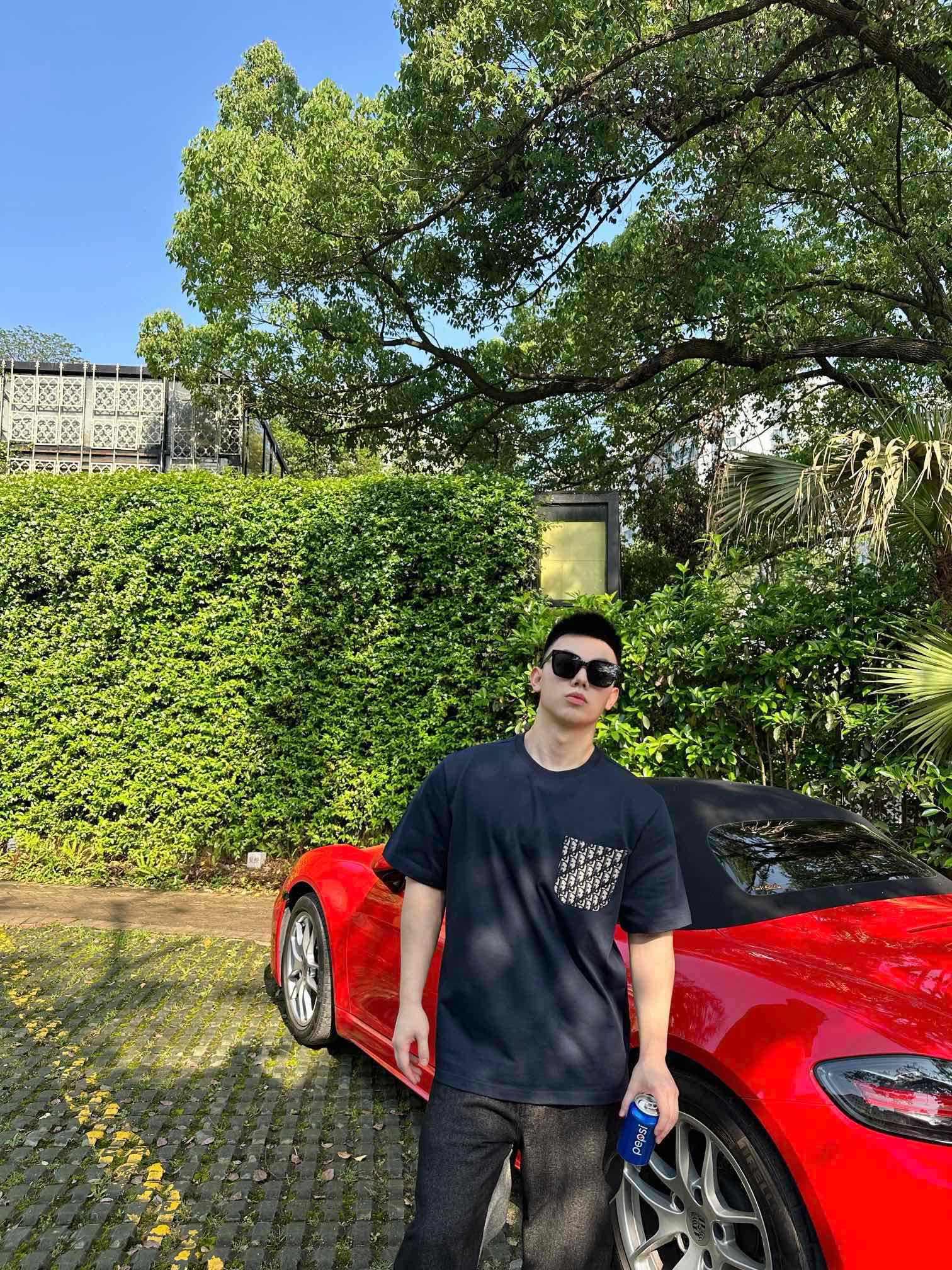 LuxluxHouse Best Quality Clothes T-shirt Dior