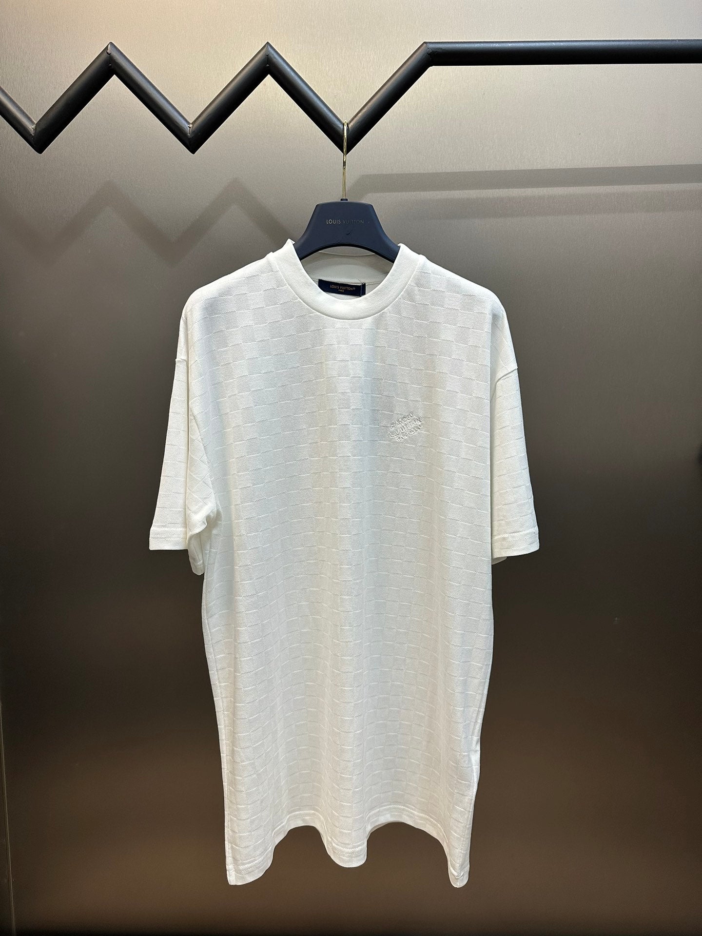 LuxluxHouse Louis Vuitton T-shirt NO.4