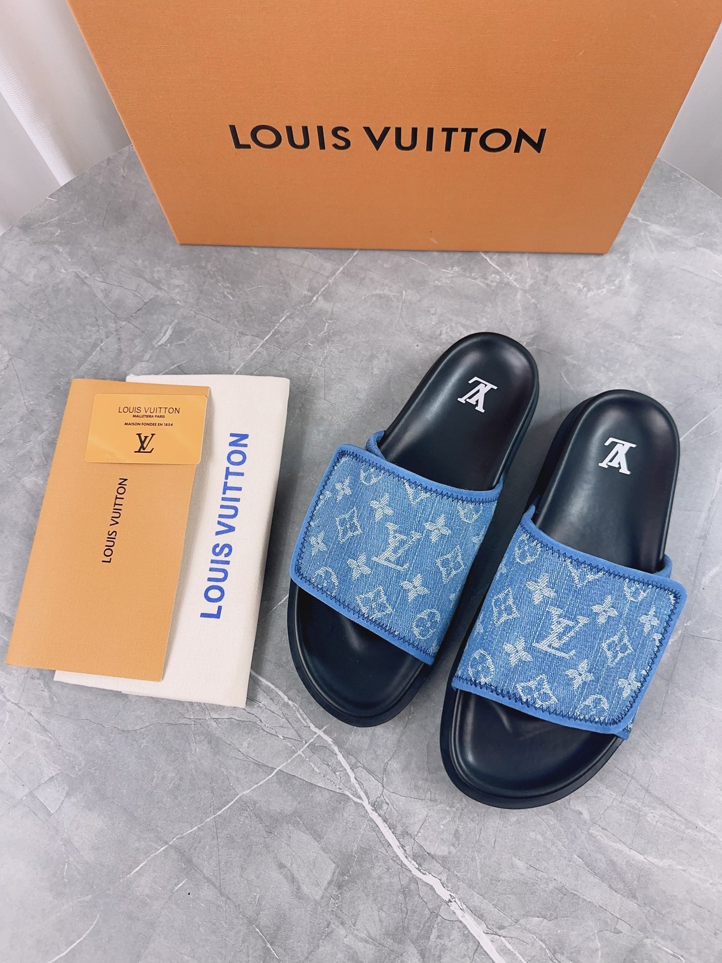 LuxluxHouse Best Quality Sandals Louis Vuitton