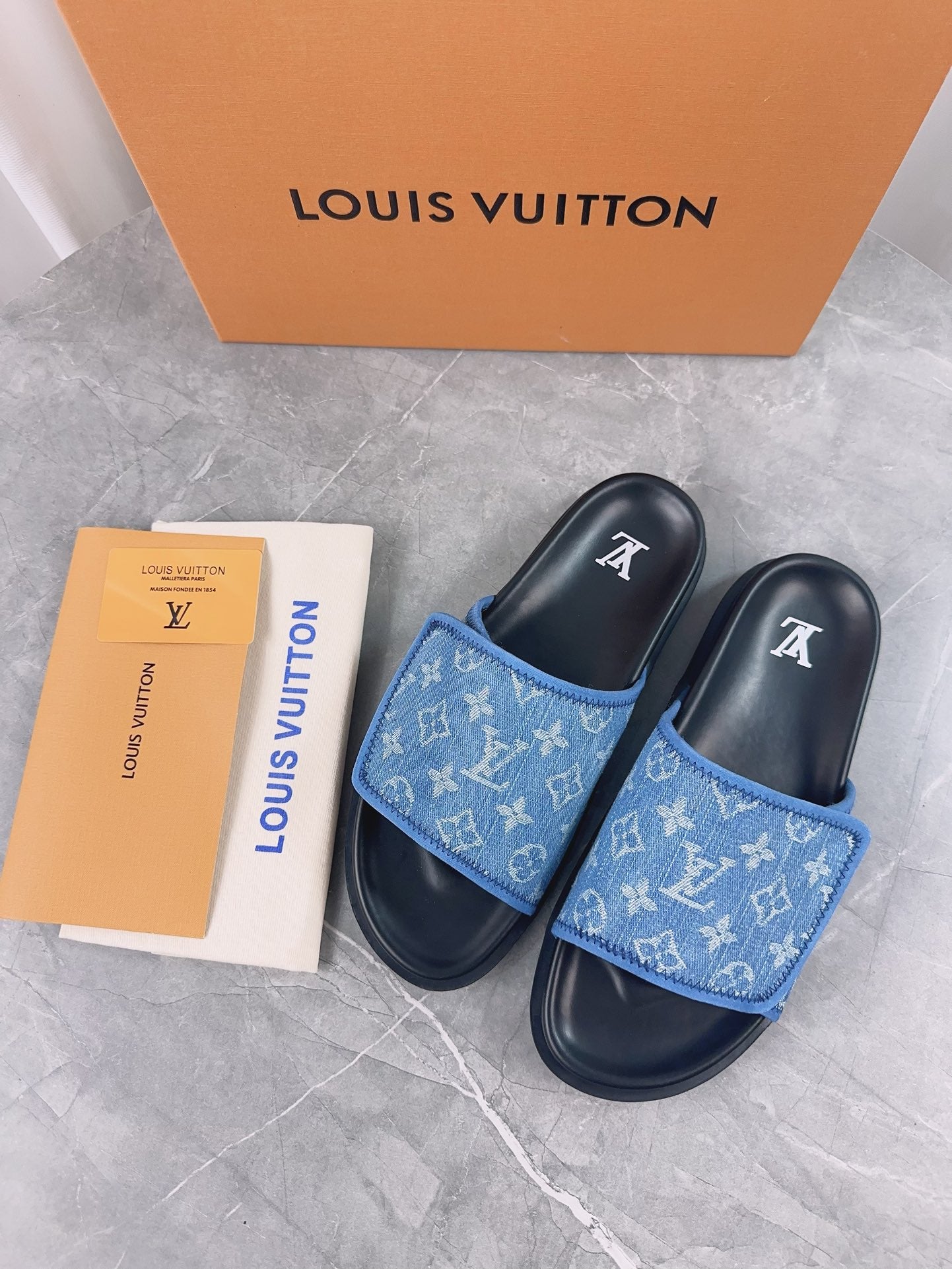 LuxluxHouse Best Quality Sandals Louis Vuitton