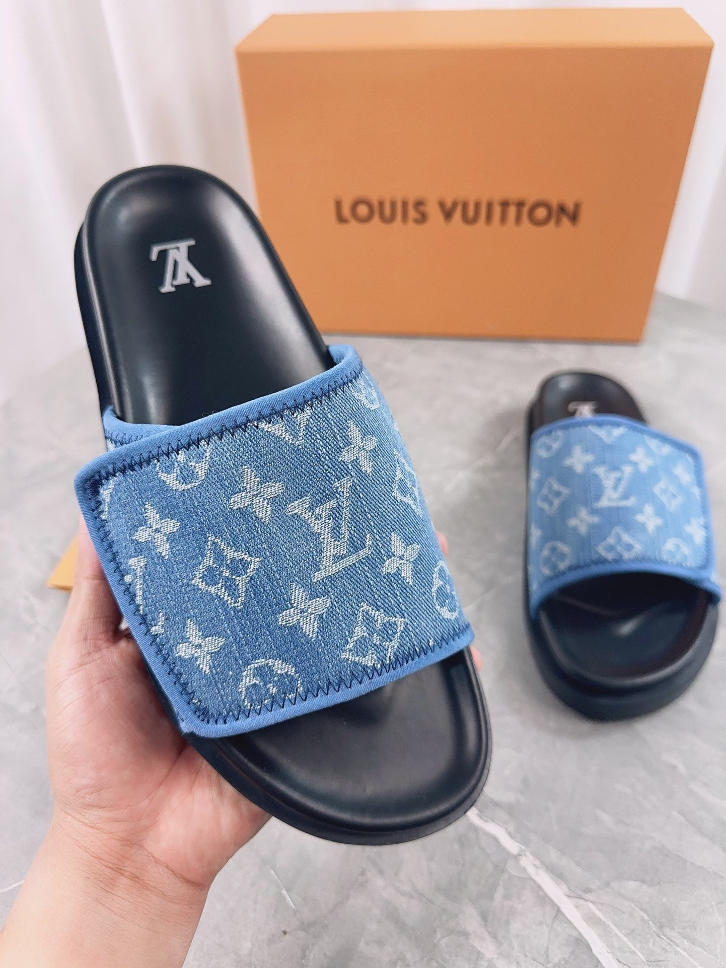 LuxluxHouse Best Quality Sandals Louis Vuitton