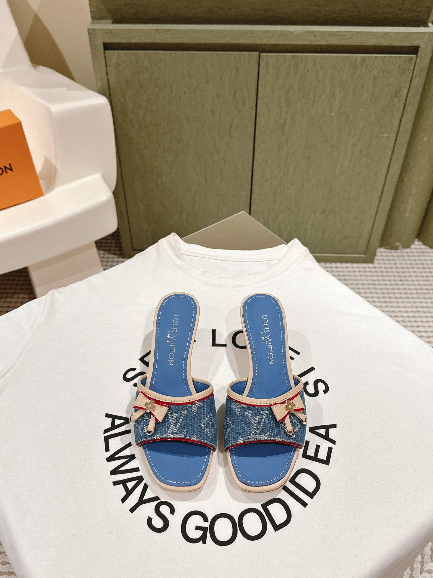 LuxluxHouse Best Quality Women Shoes Louis Vuitton