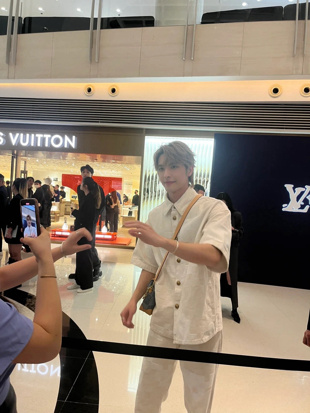 LuxluxHouse Best Quality Clothes Shirts&Polo Louis Vuitton