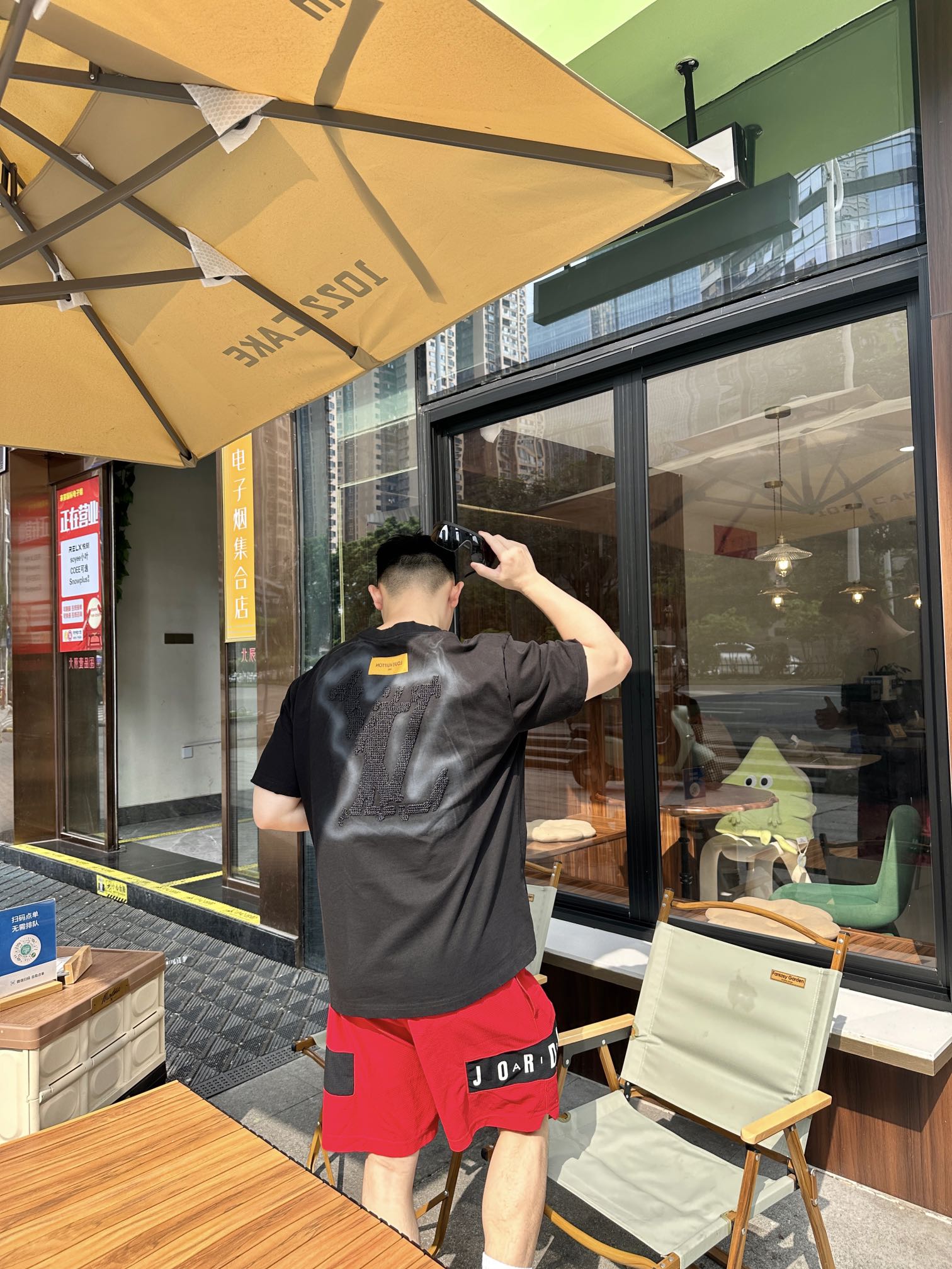 LuxluxHouse Best Quality Clothes T-shirt Louis Vuitton