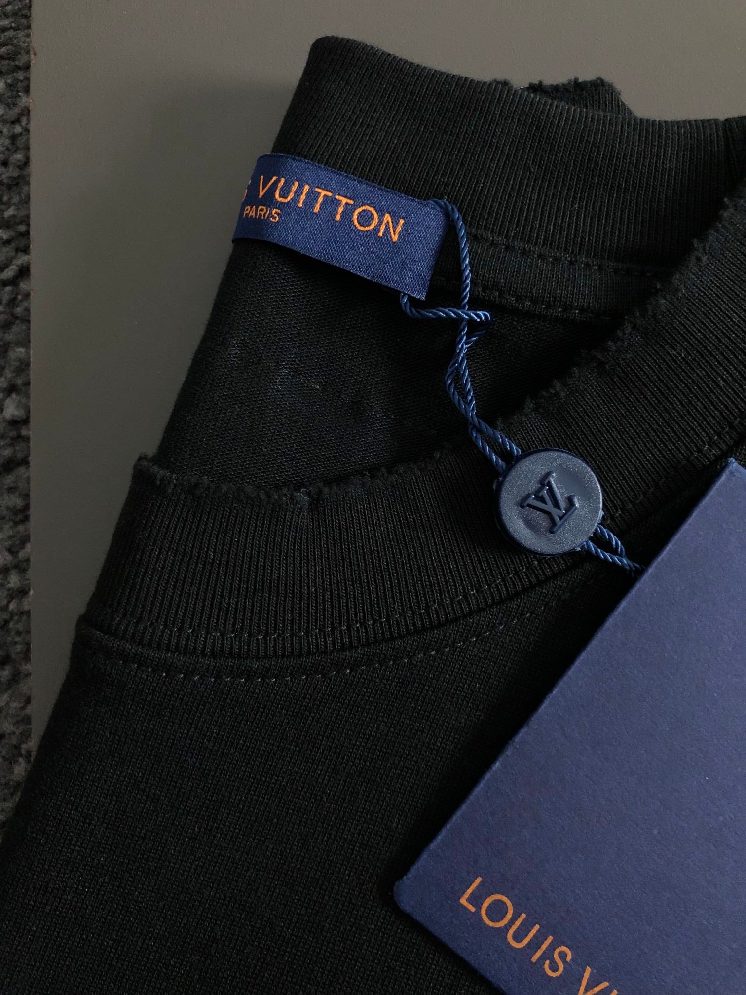 LuxluxHouse Best Quality Clothes T-shirt Louis Vuitton