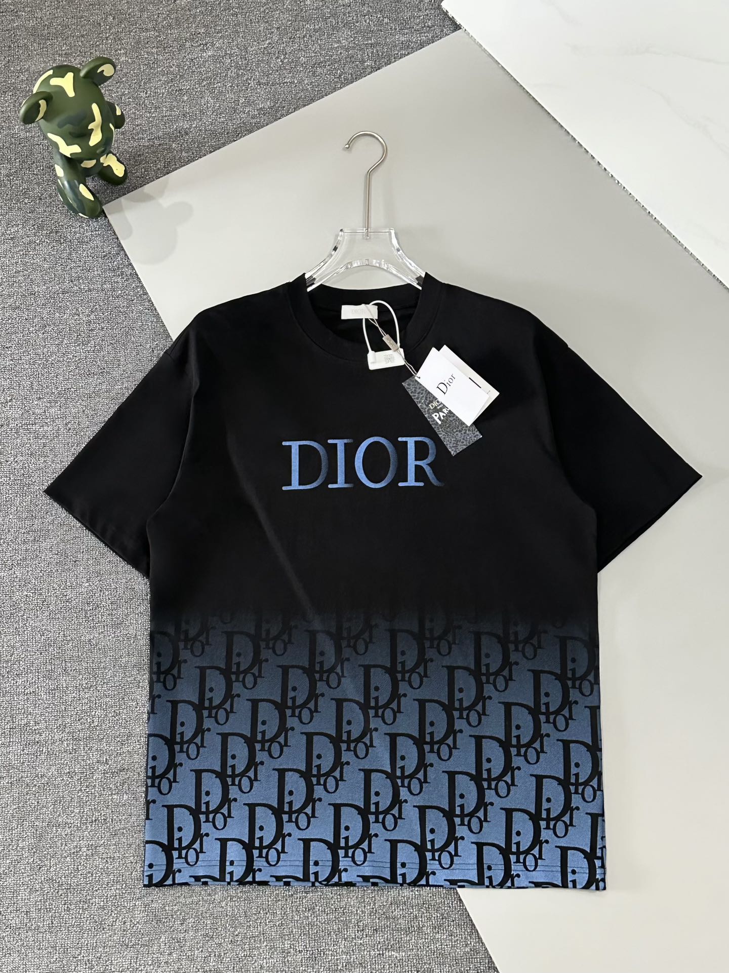 LuxluxHouse Dior T-shirt NO.1