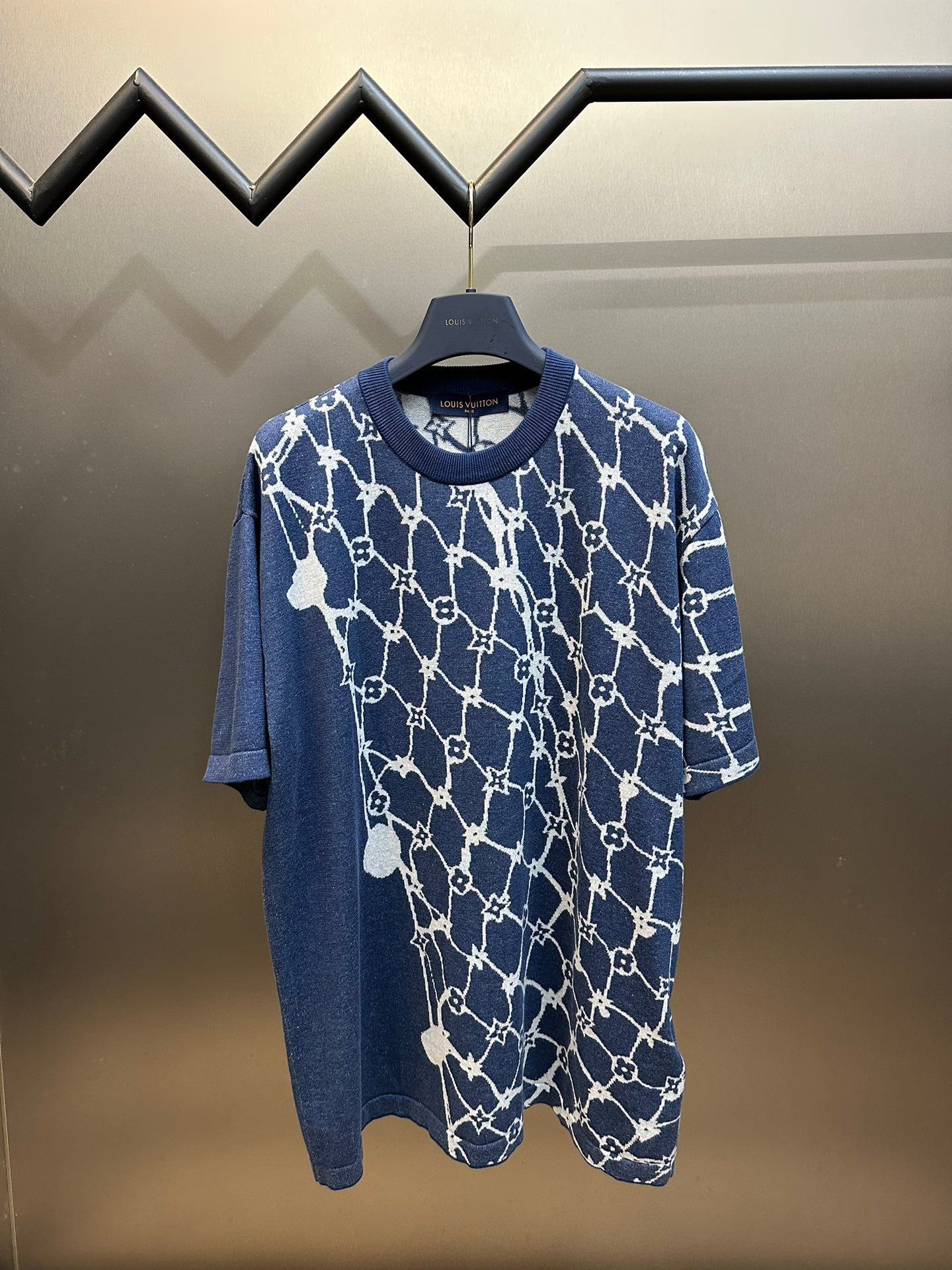 LuxluxHouse Louis Vuitton T-shirt NO.4