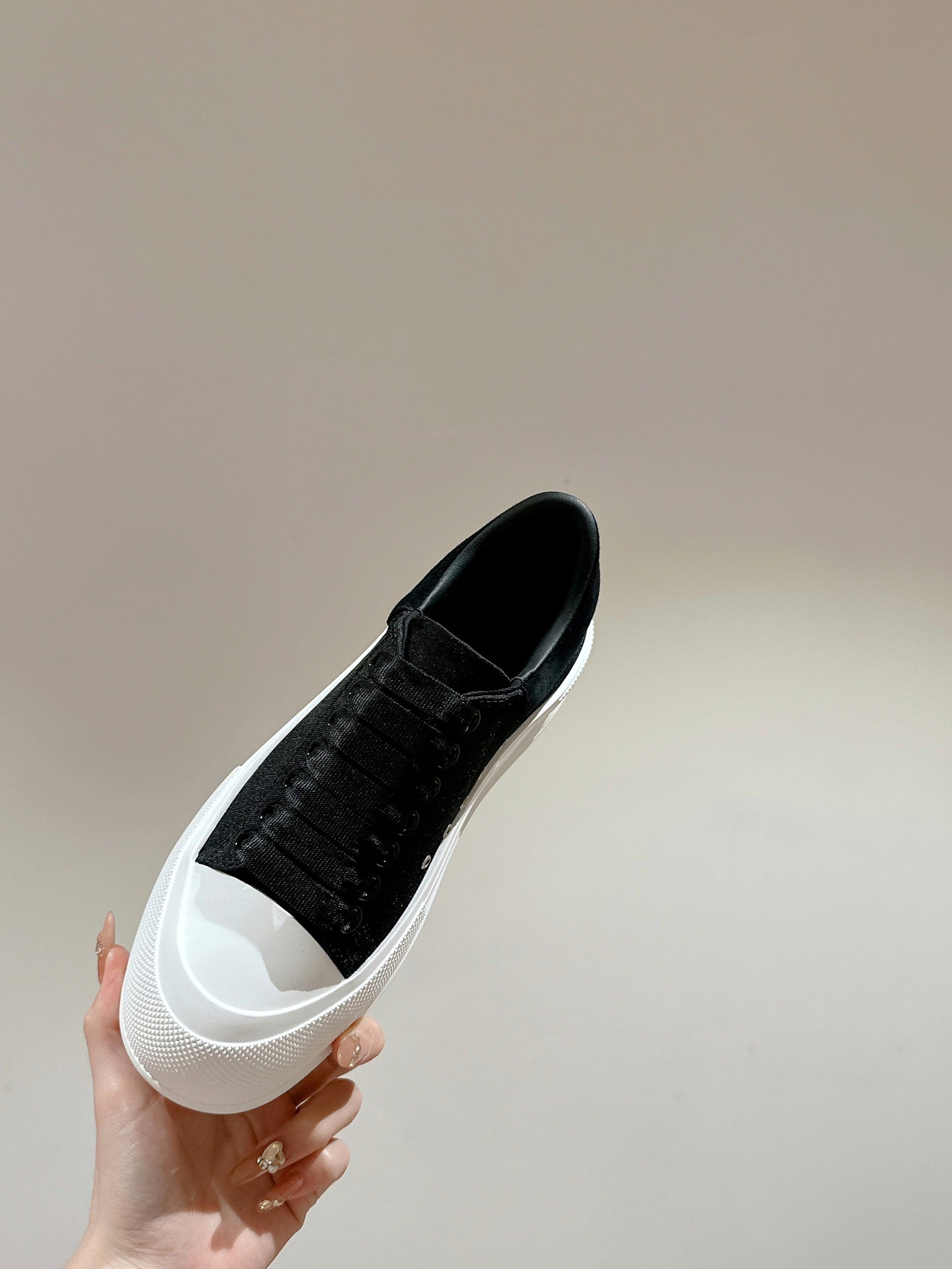 LuxluxHouse Best Quality Shoes Alexander McQueen