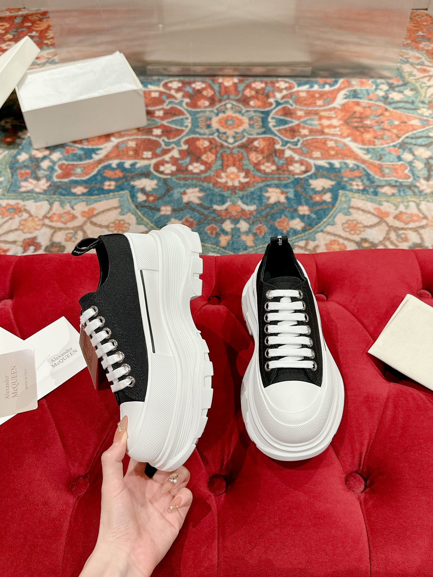 LuxluxHouse Best Quality Shoes Alexander McQueen