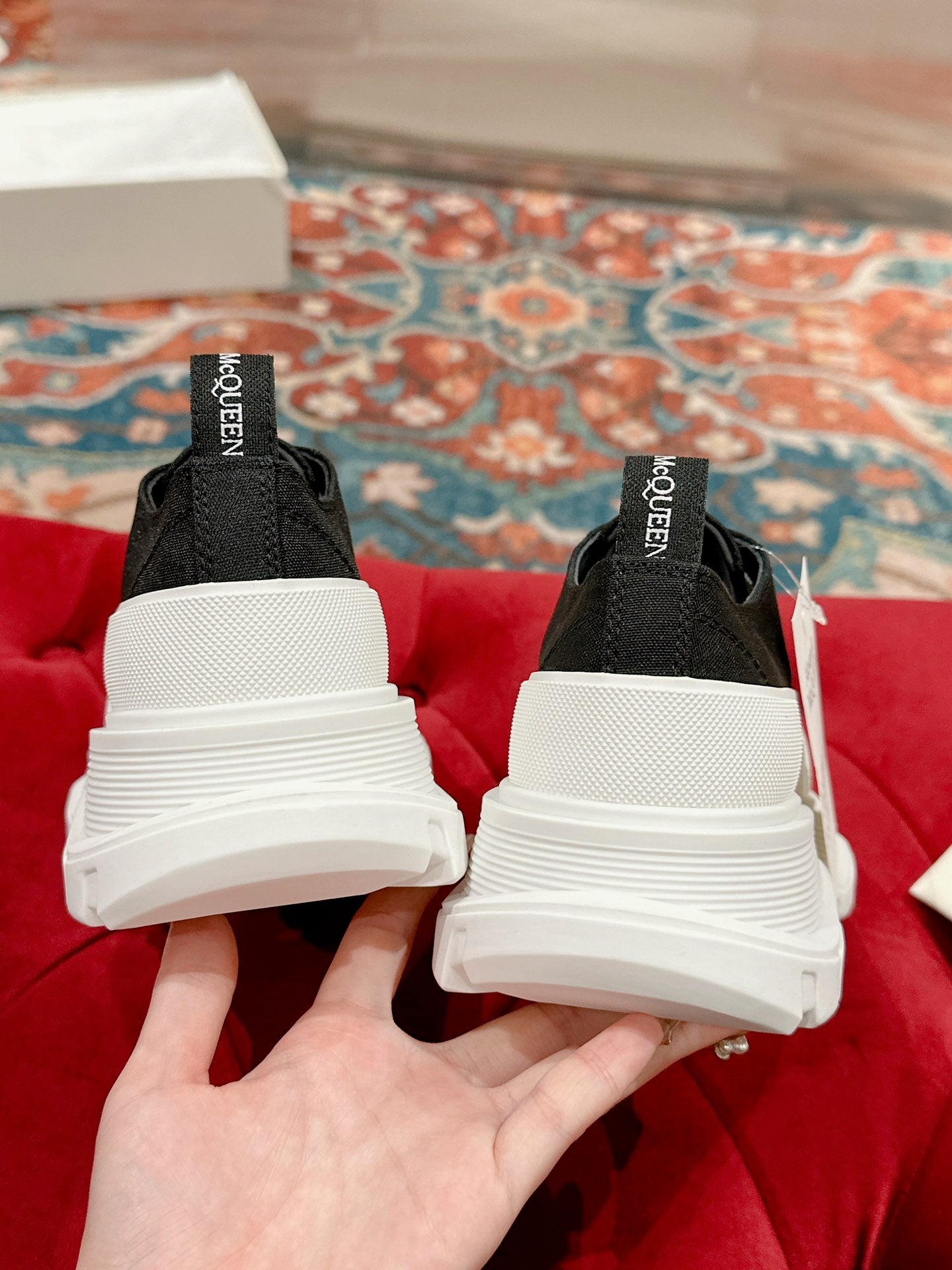 LuxluxHouse Best Quality Shoes Alexander McQueen