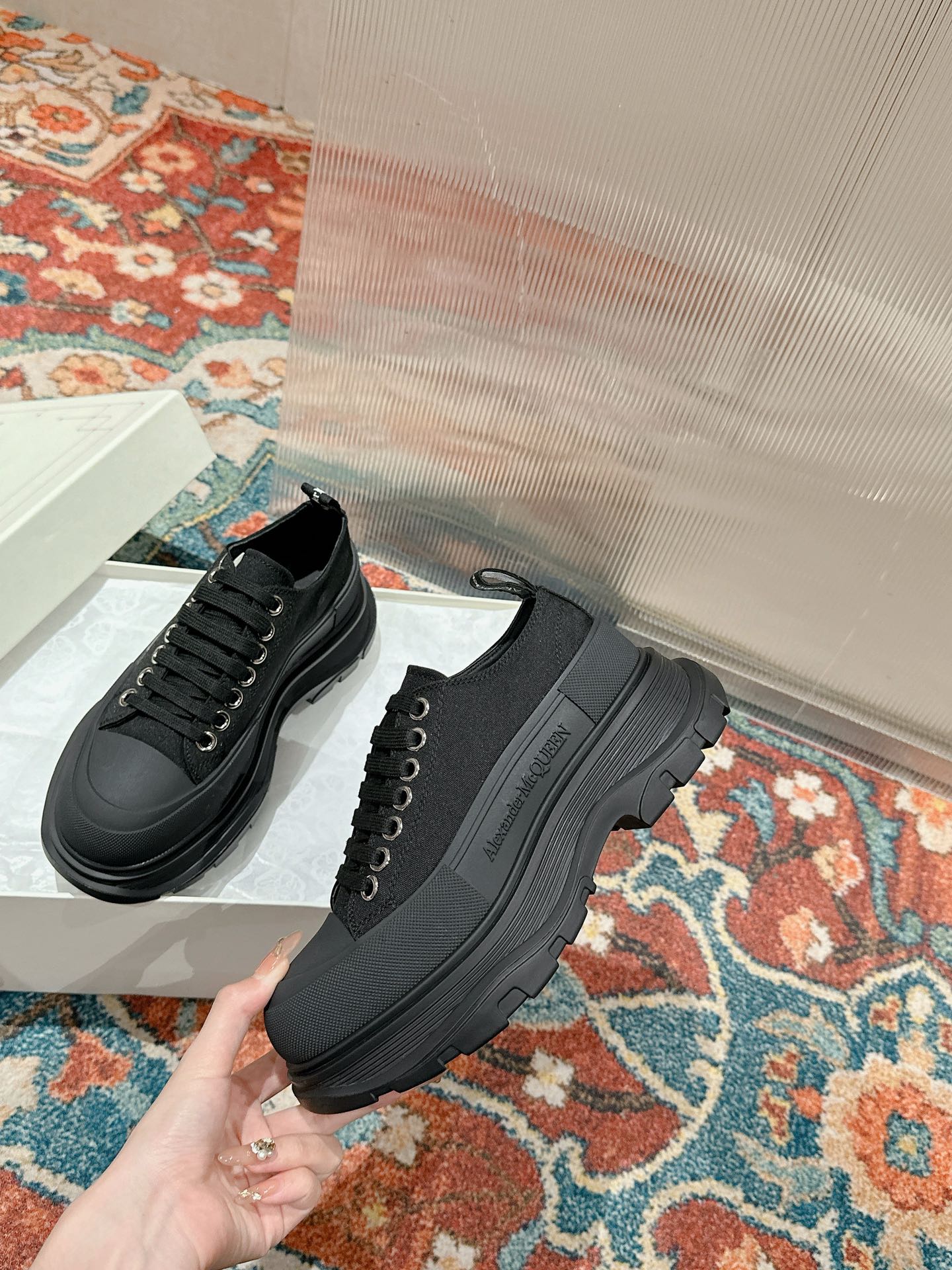 LuxluxHouse Best Quality Shoes Alexander McQueen