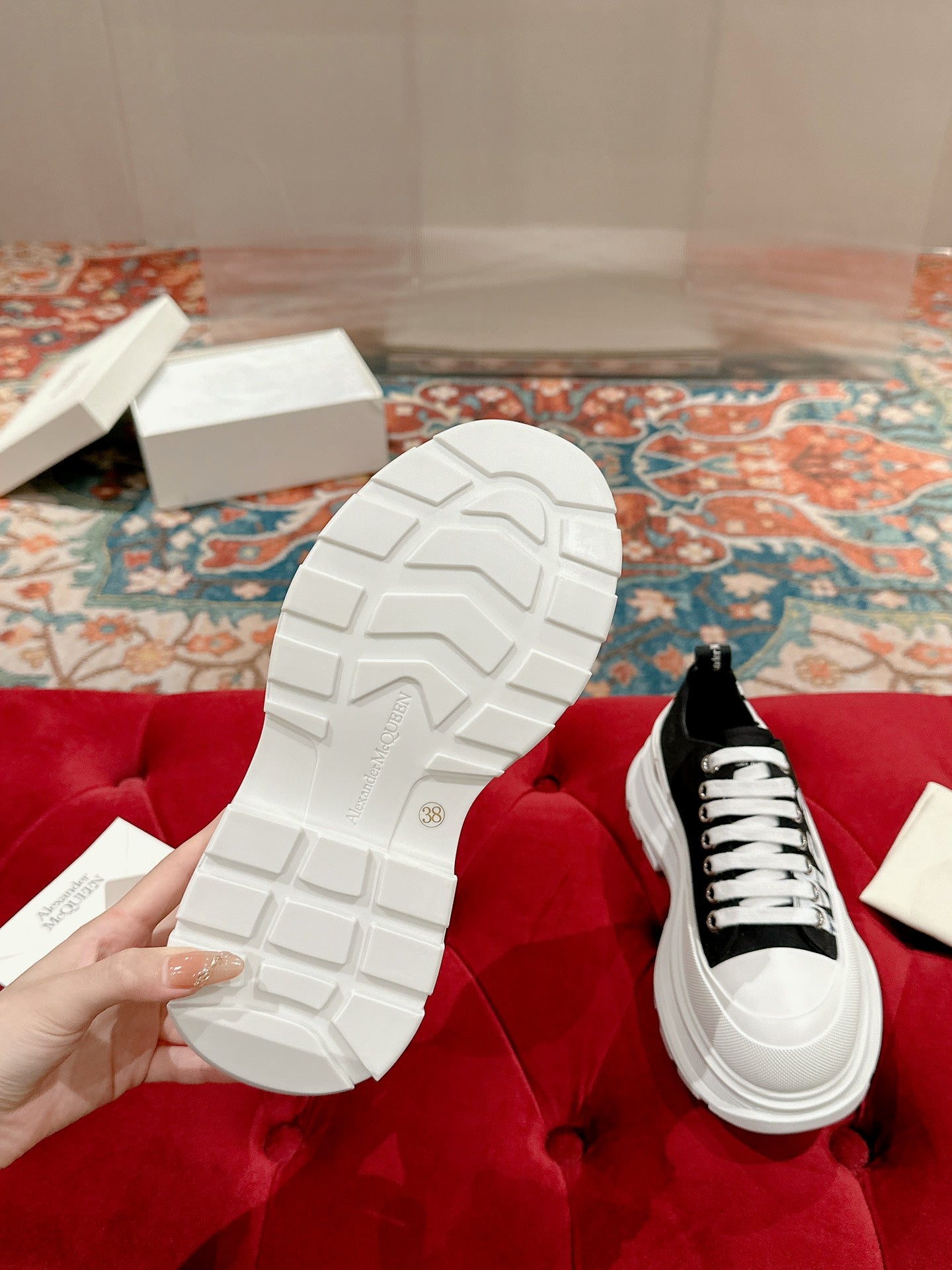 LuxluxHouse Best Quality Shoes Alexander McQueen