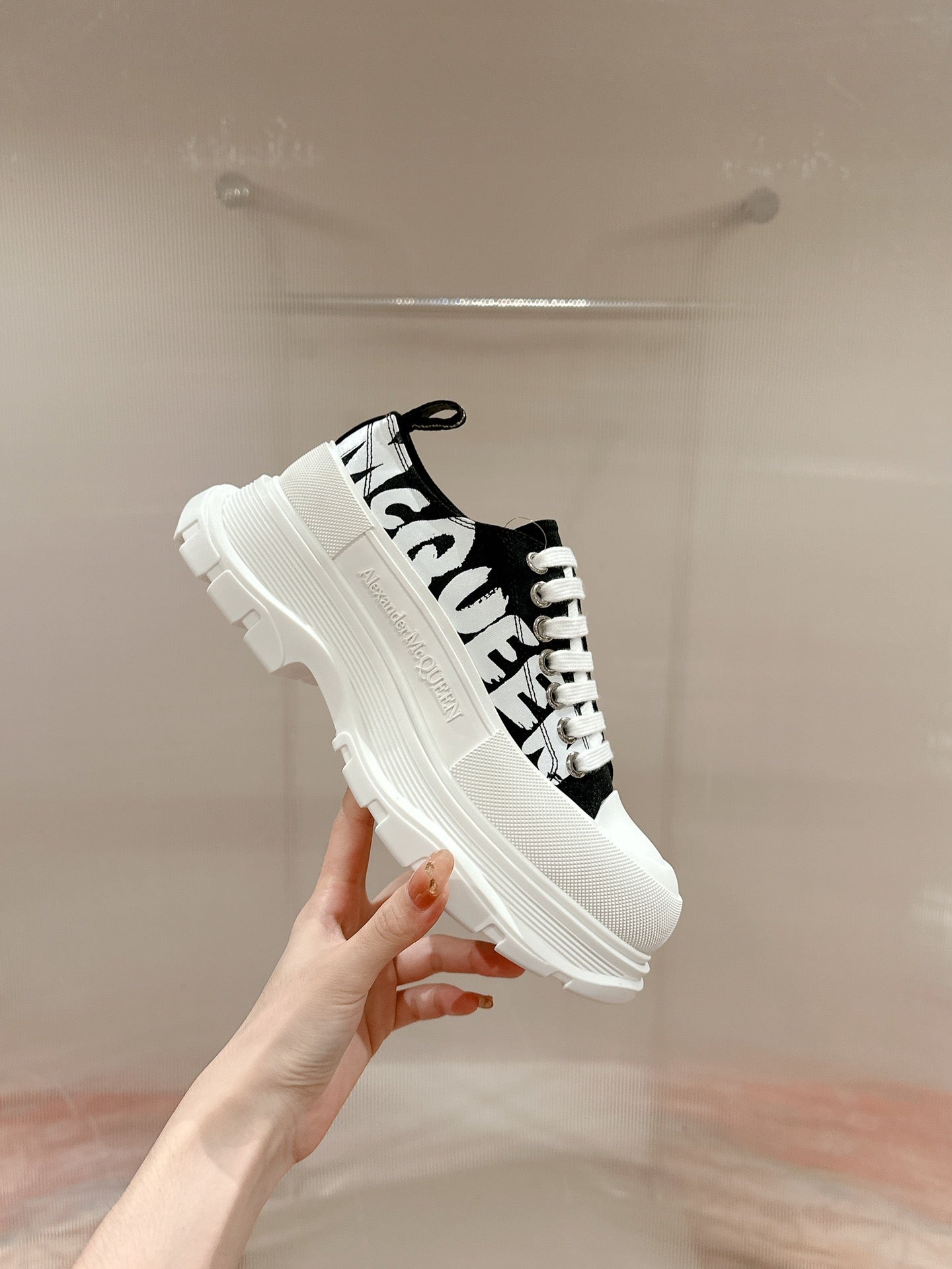 LuxluxHouse Best Quality Shoes Alexander McQueen