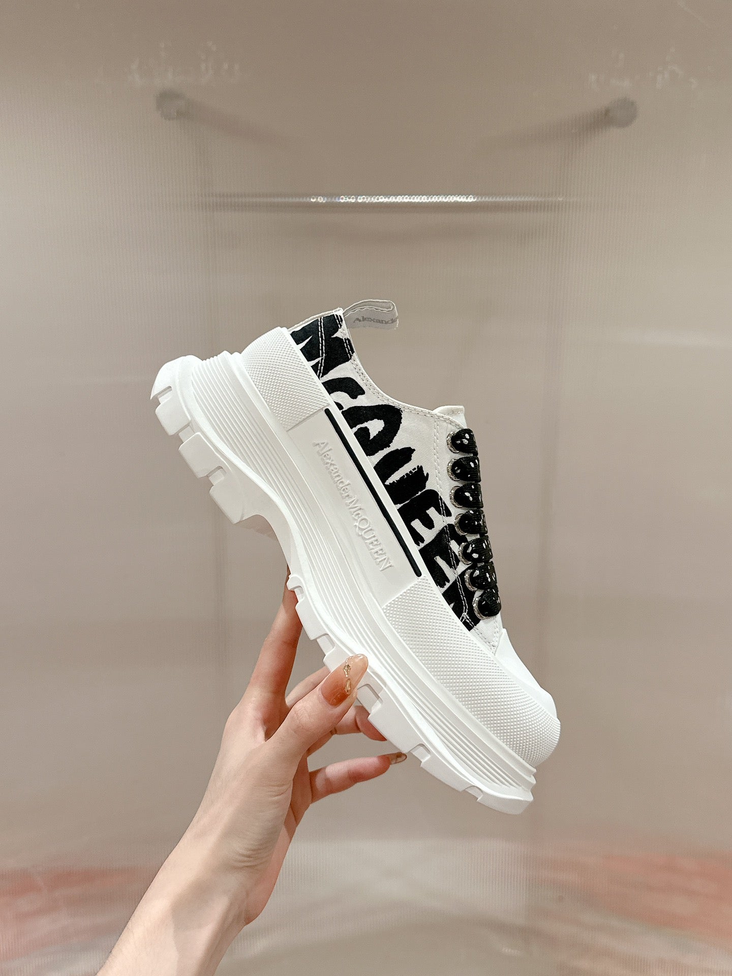 LuxluxHouse Best Quality Shoes Alexander McQueen