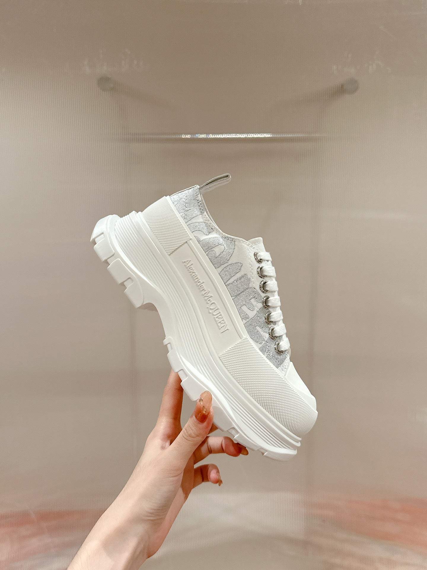 LuxluxHouse Best Quality Shoes Alexander McQueen