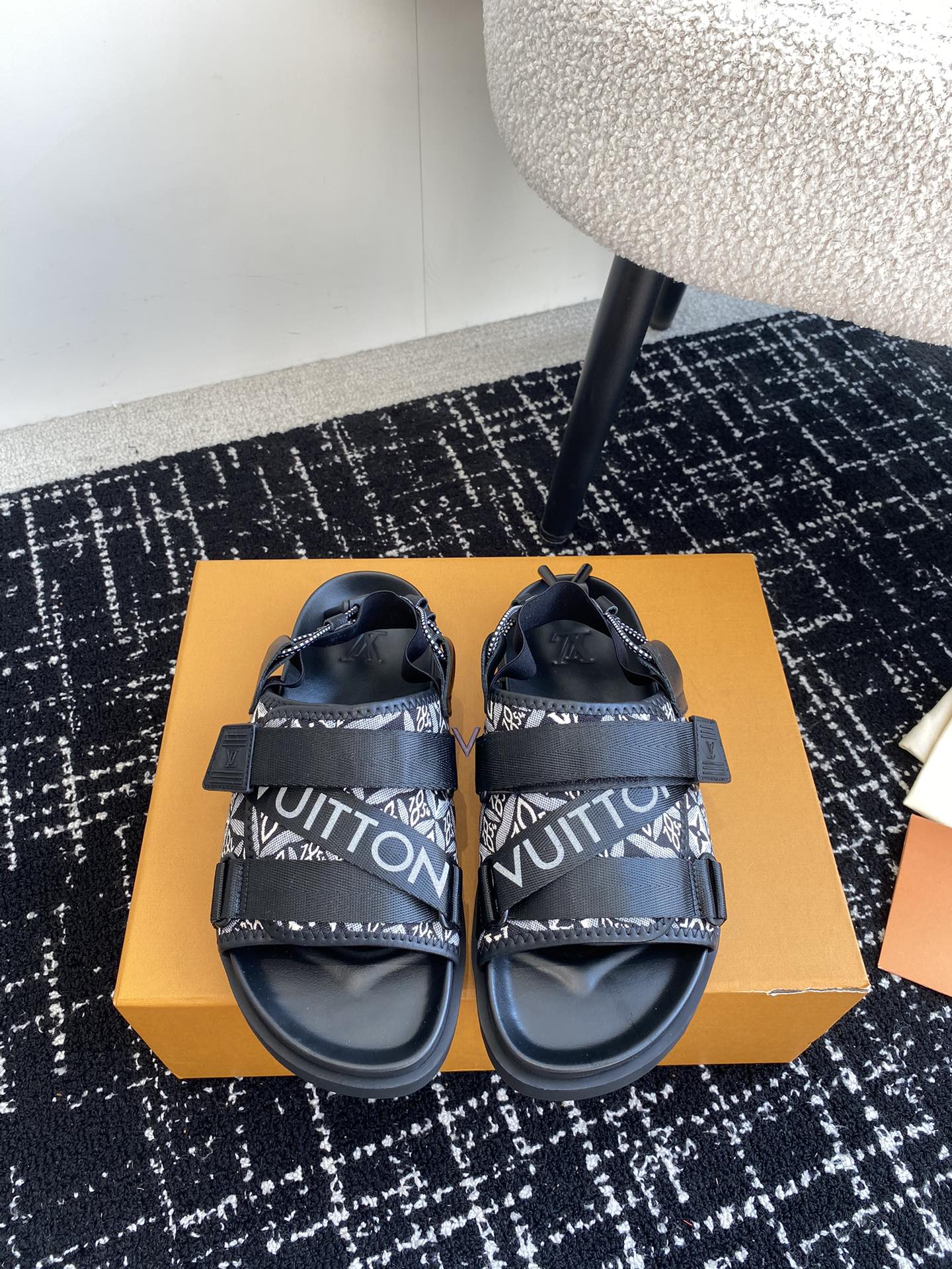 LuxluxHouse Best Quality Sandals Louis Vuitton