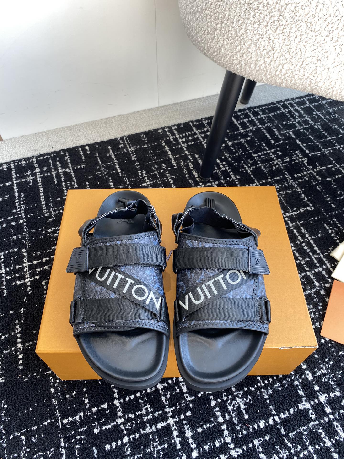 LuxluxHouse Best Quality Sandals Louis Vuitton