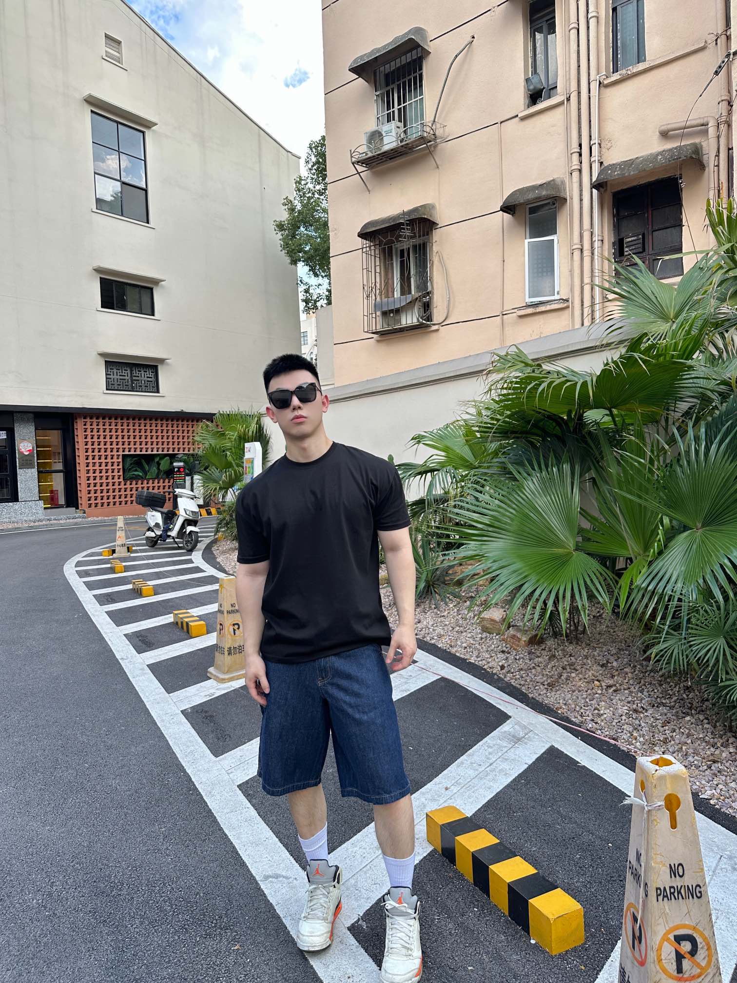 LuxluxHouse Best Quality Clothes Pants Prada